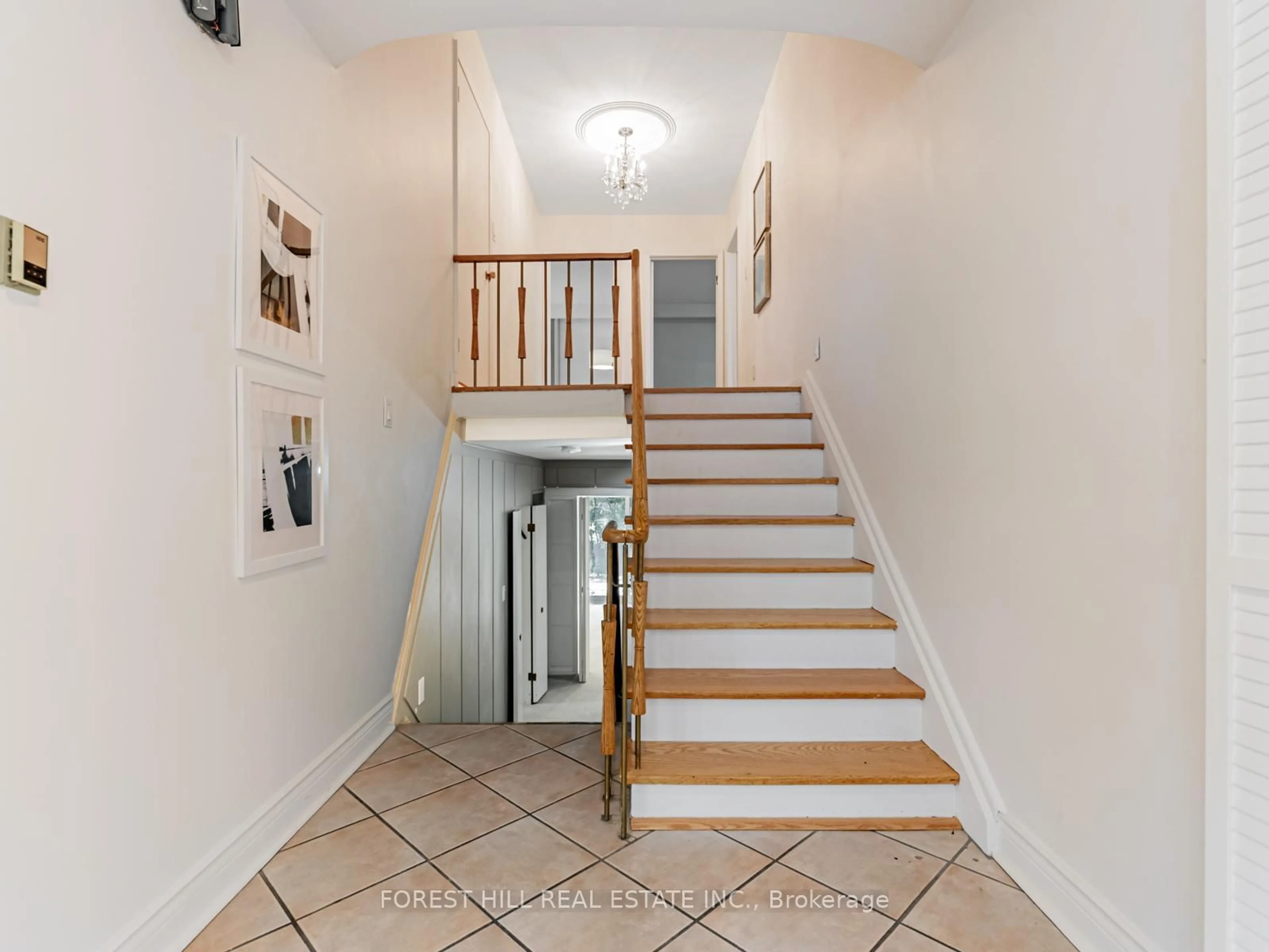 Unknown for 43 Arlstan Dr, Toronto Ontario M3H 4W1