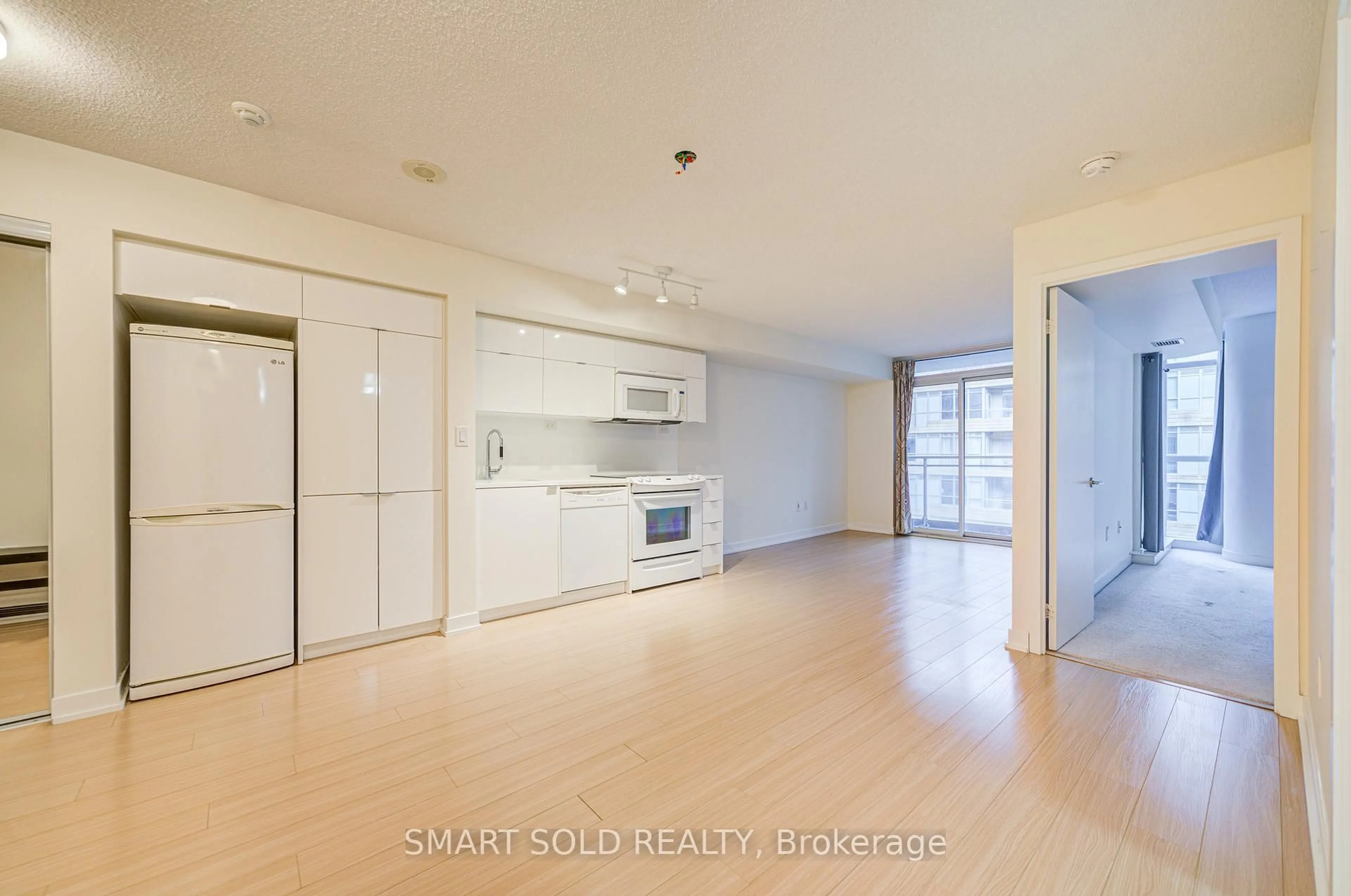 Unknown for 151 Dan Leckie Way #736, Toronto Ontario M5V 4B2