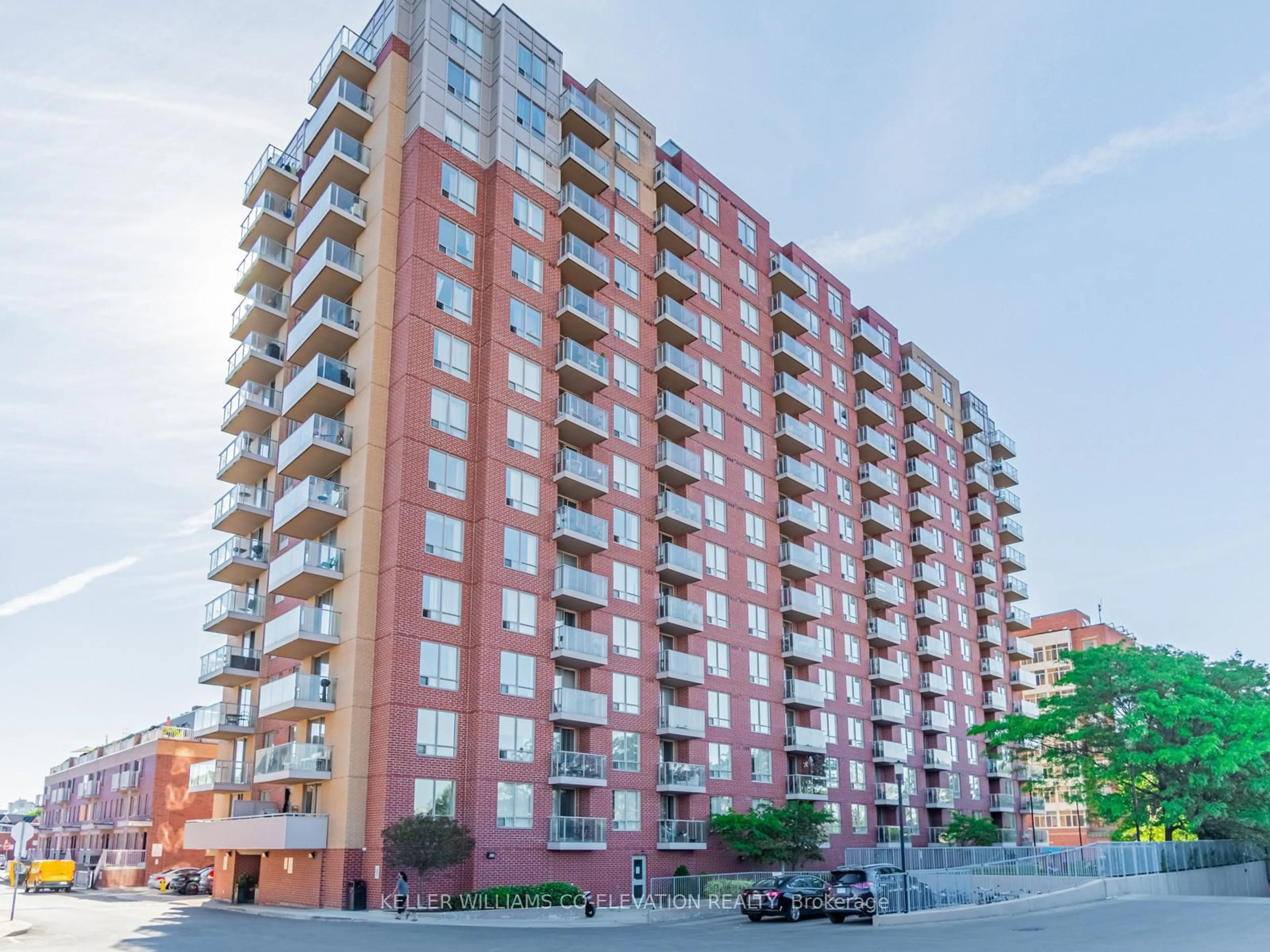 Unknown for 1369 Bloor St #1215, Toronto Ontario M6P 4J4