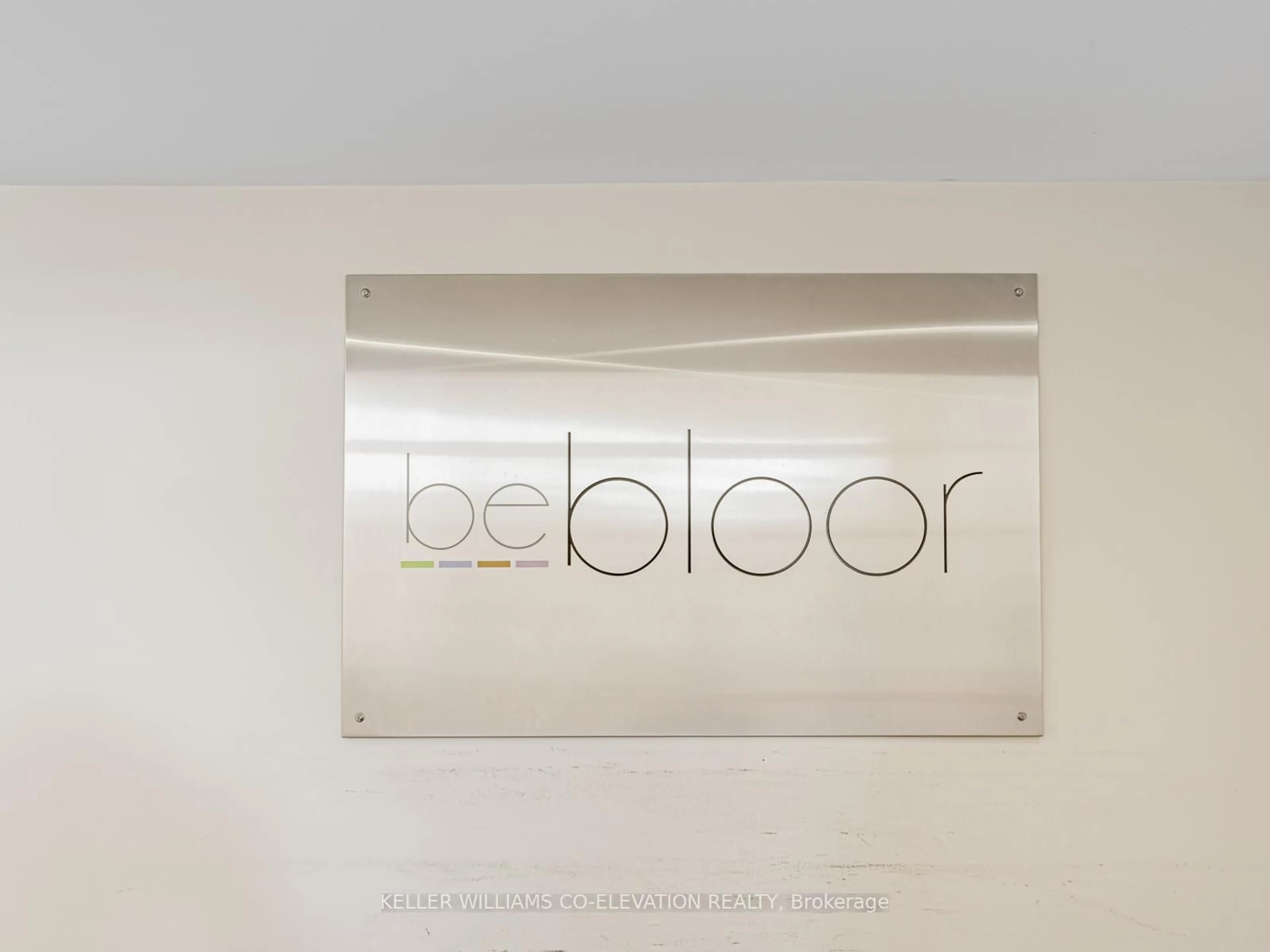 Indoor foyer for 1369 Bloor St #1215, Toronto Ontario M6P 4J4