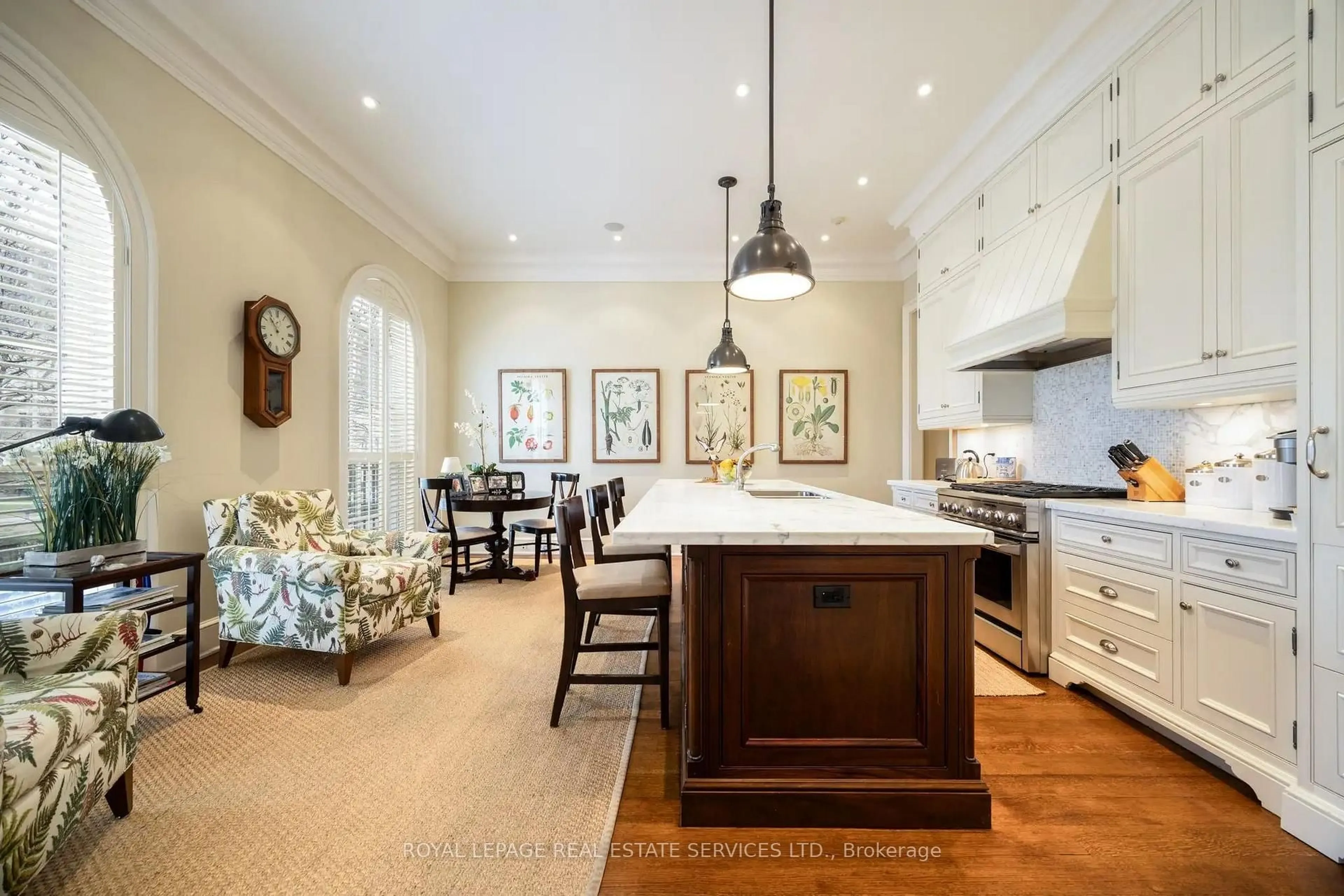 Open concept kitchen, unknown for 27 Heath St, Toronto Ontario M4V 1T2