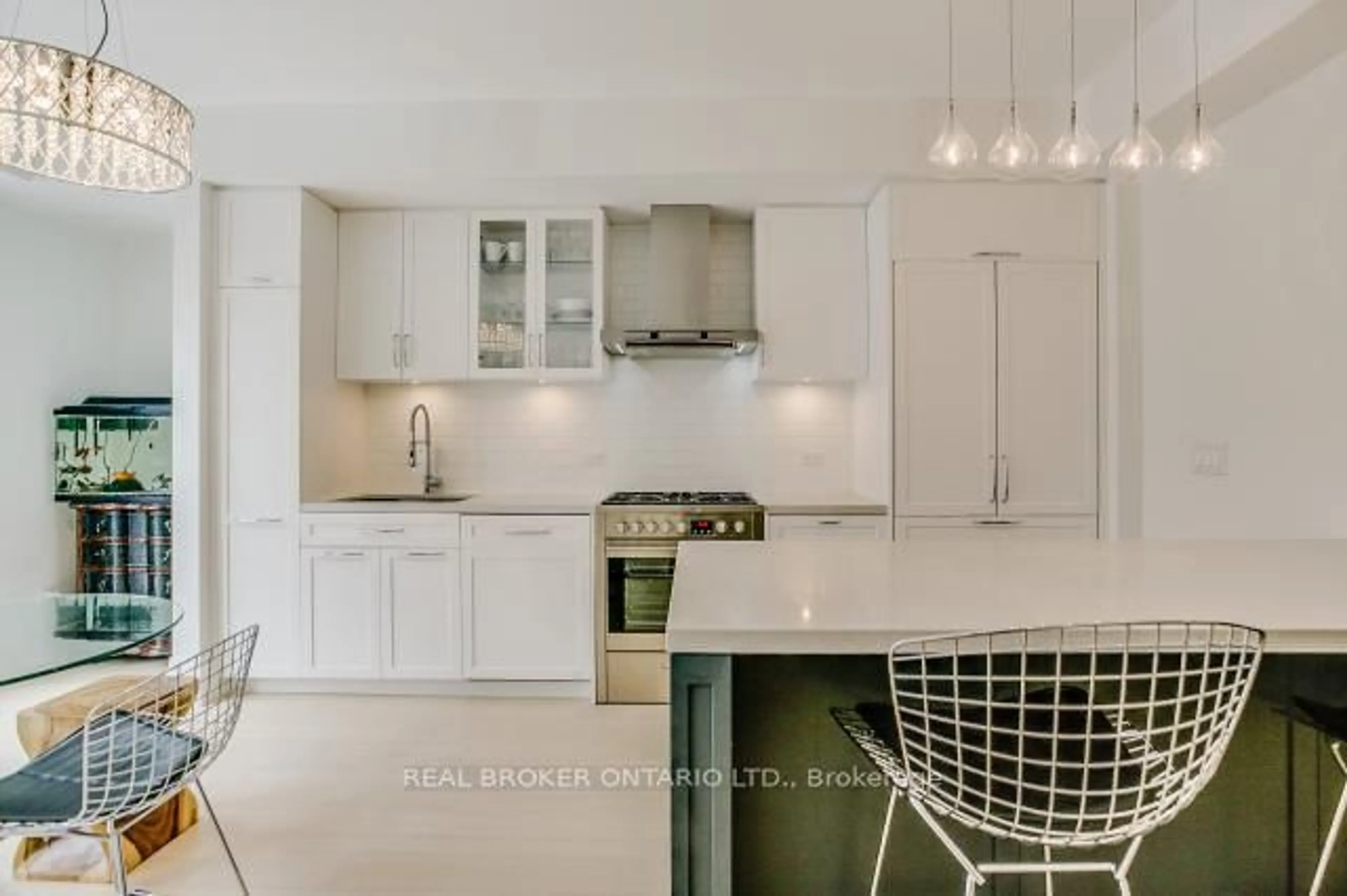 Contemporary kitchen, ceramic/tile floor for 25 Malcolm Rd #TH-112, Toronto Ontario M4G 0C1