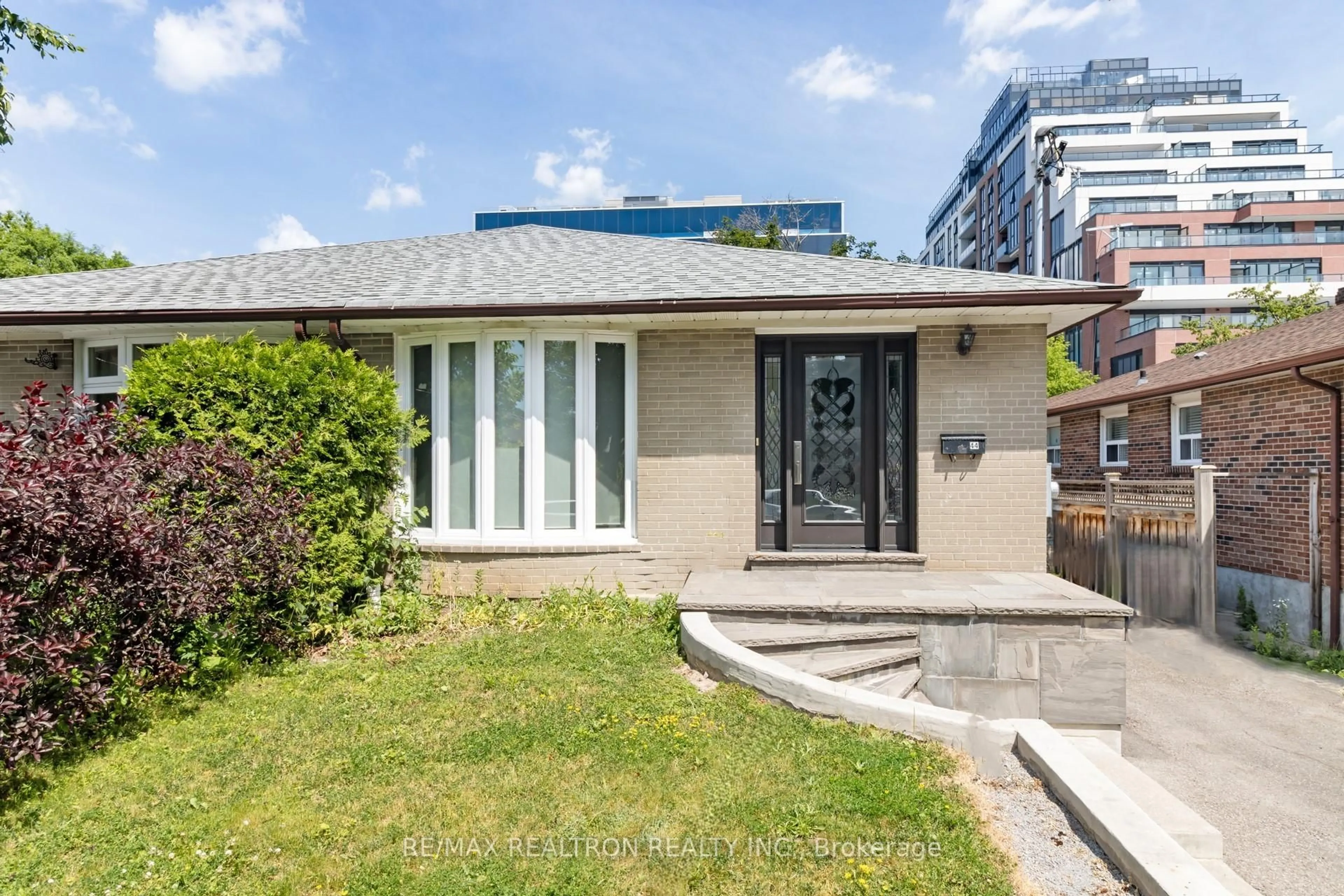 Home with brick exterior material, street for 44 Caracas Rd, Toronto Ontario M2K 1A9