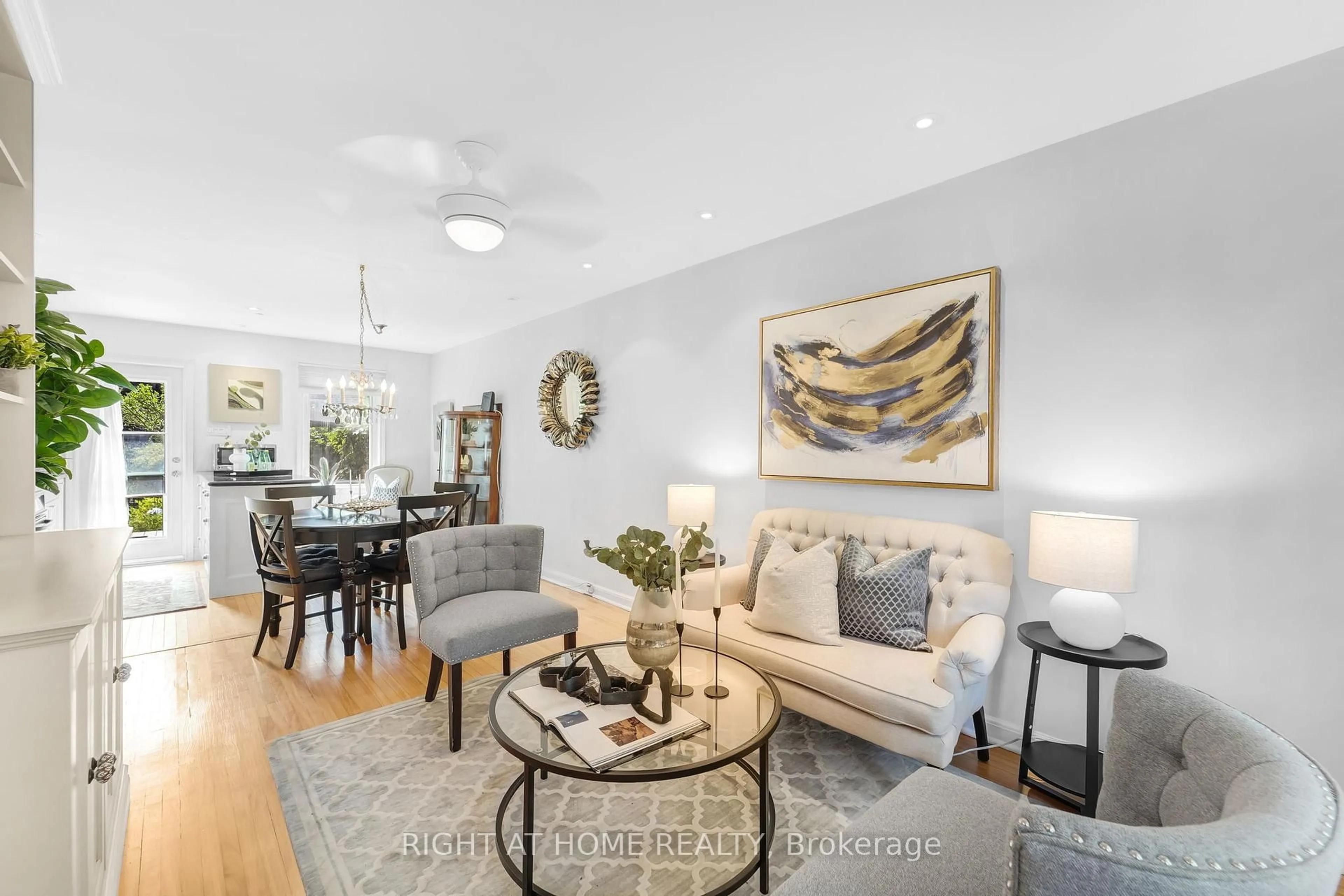 Living room with furniture, unknown for 49 Summerhill Gdns, Toronto Ontario M4T 1B3