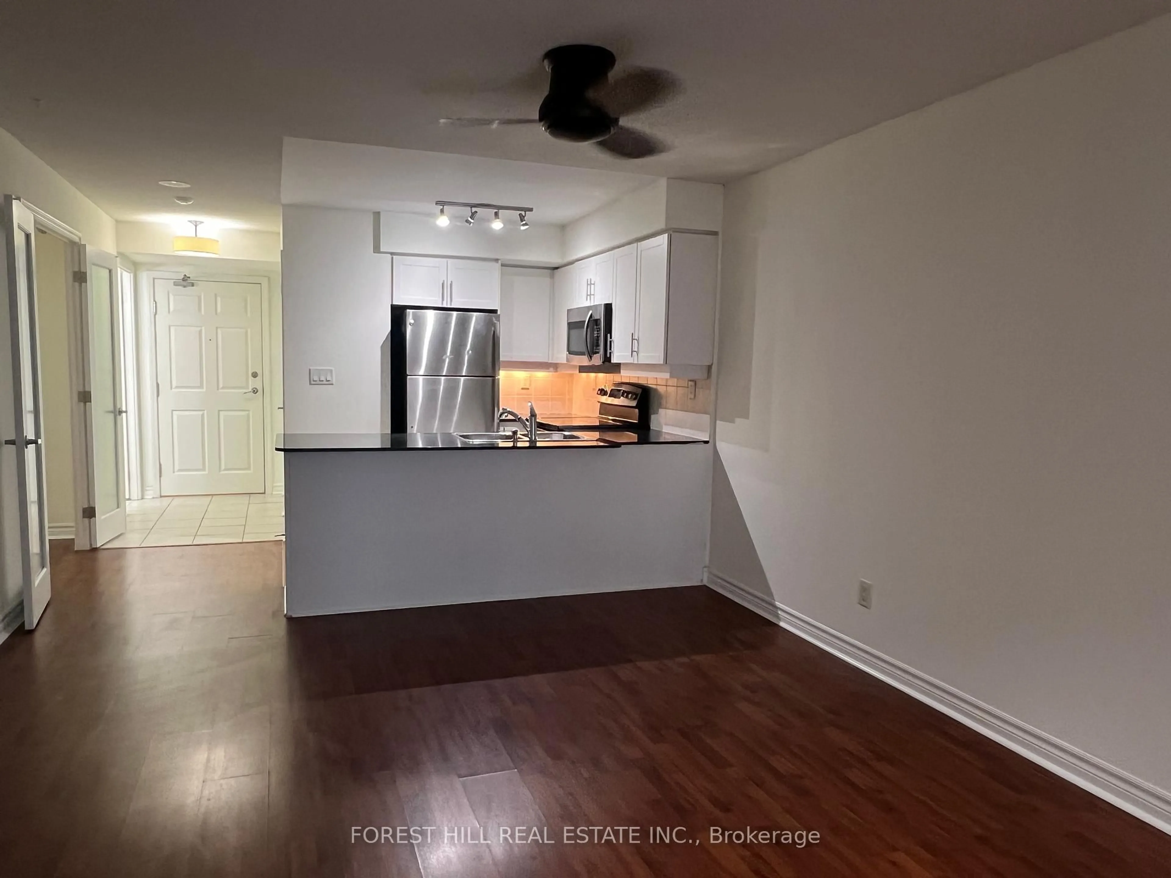 Unknown for 19 Barberry Pl #418, Toronto Ontario M2K 3E3