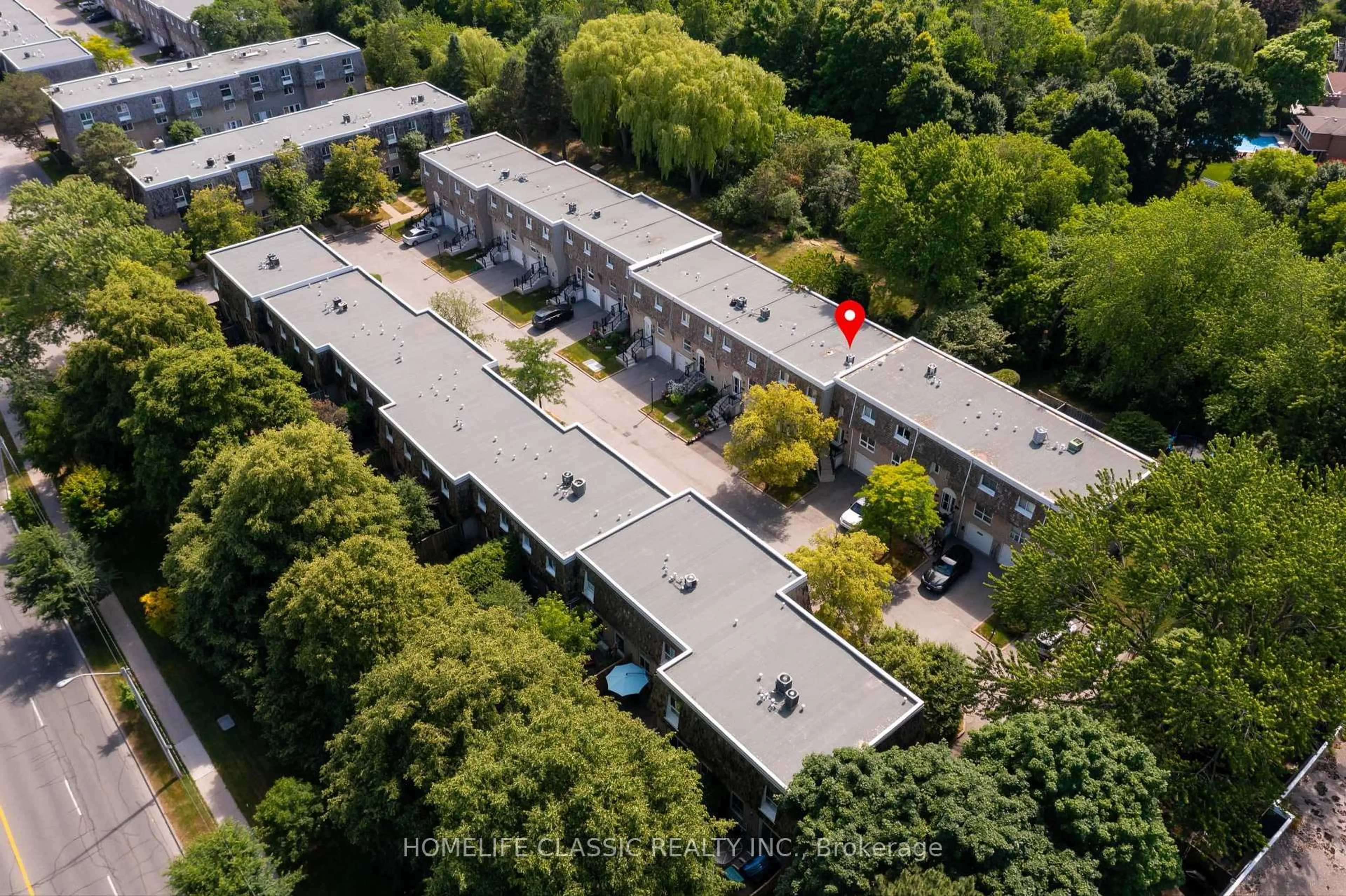A pic from outside/outdoor area/front of a property/back of a property/a pic from drone, city buildings view from balcony for 108 Wild Briarway, Toronto Ontario M2J 2L2