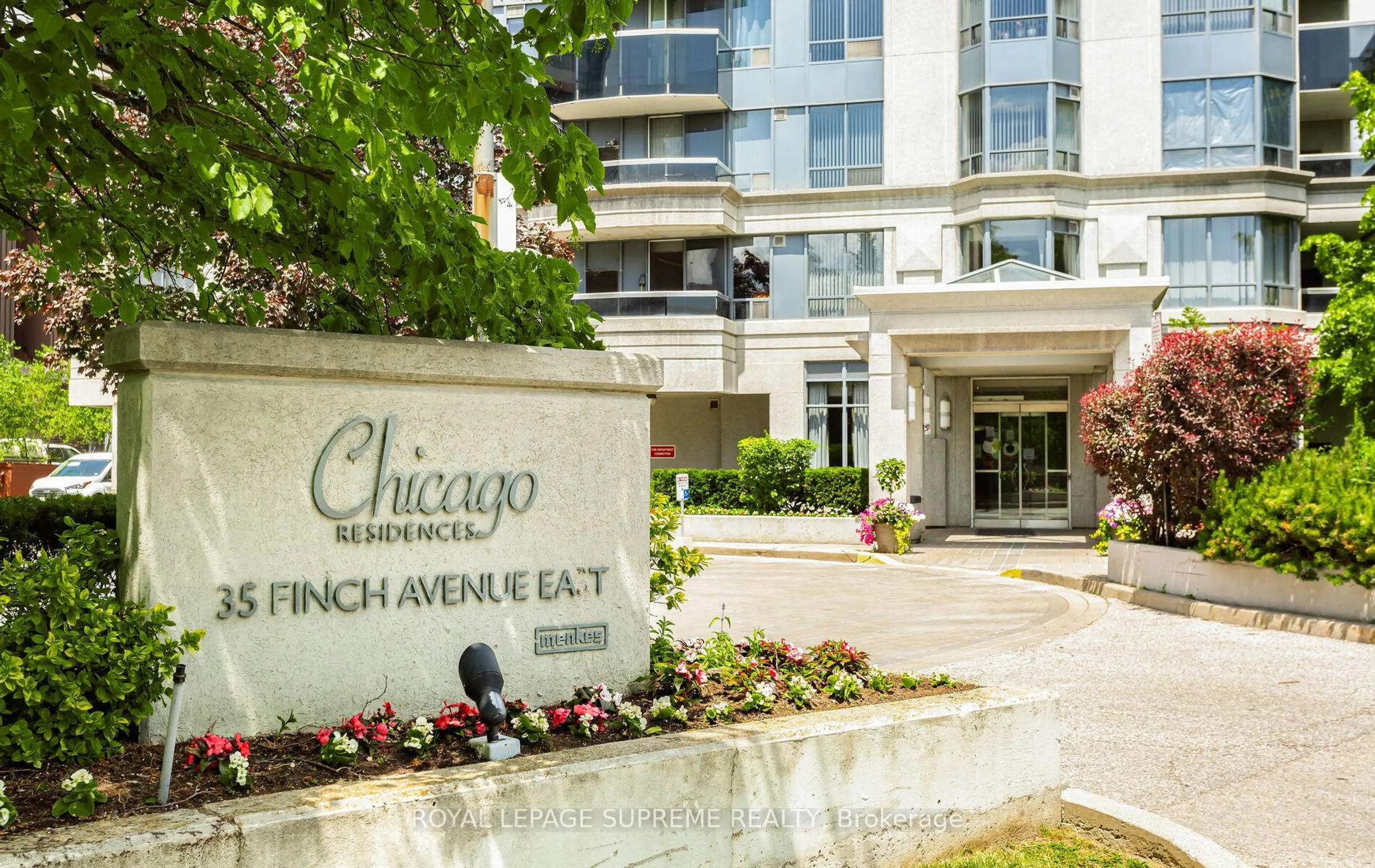 Indoor foyer for 35 Finch Ave #502, Toronto Ontario M2N 6Z8