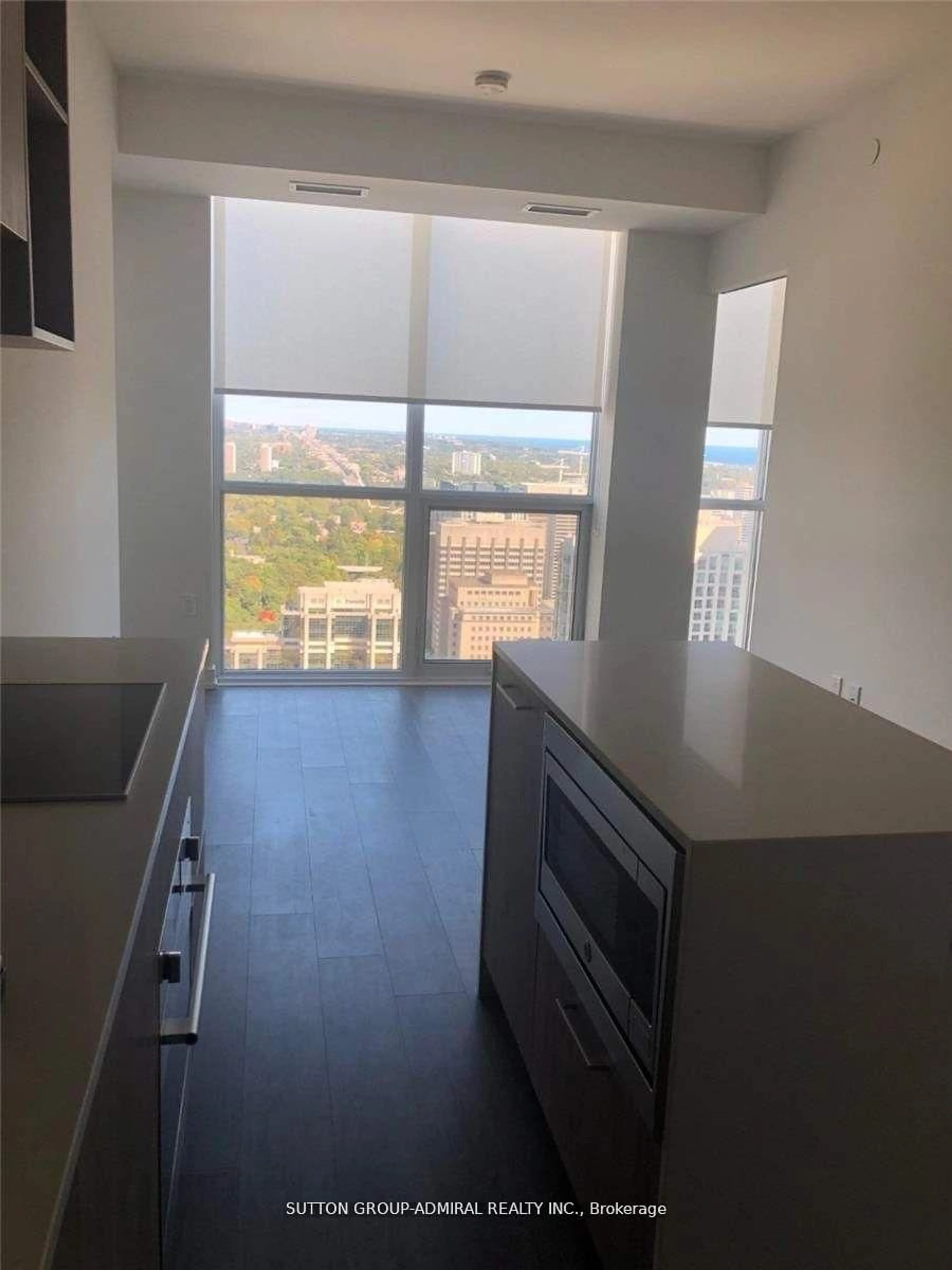 Unknown for 1 Yorkville Ave #3809, Toronto Ontario M4W 0B1