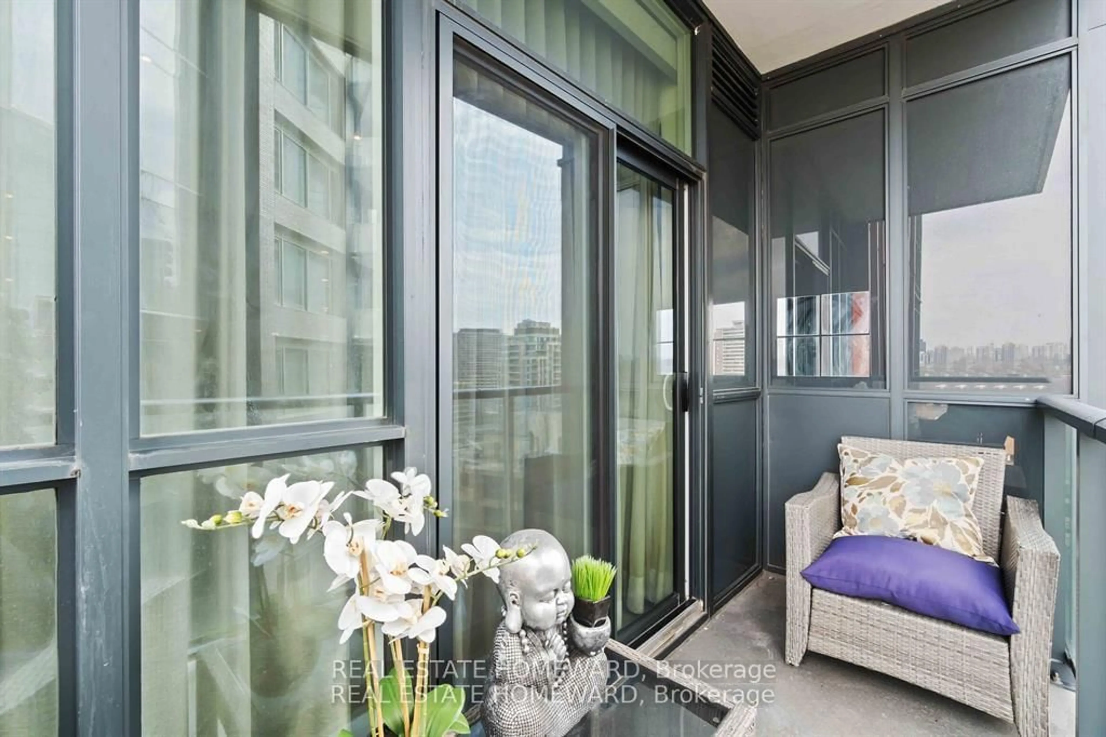 Balcony in the apartment, street for 32 Davenport Rd #1401, Toronto Ontario M5R 0B5