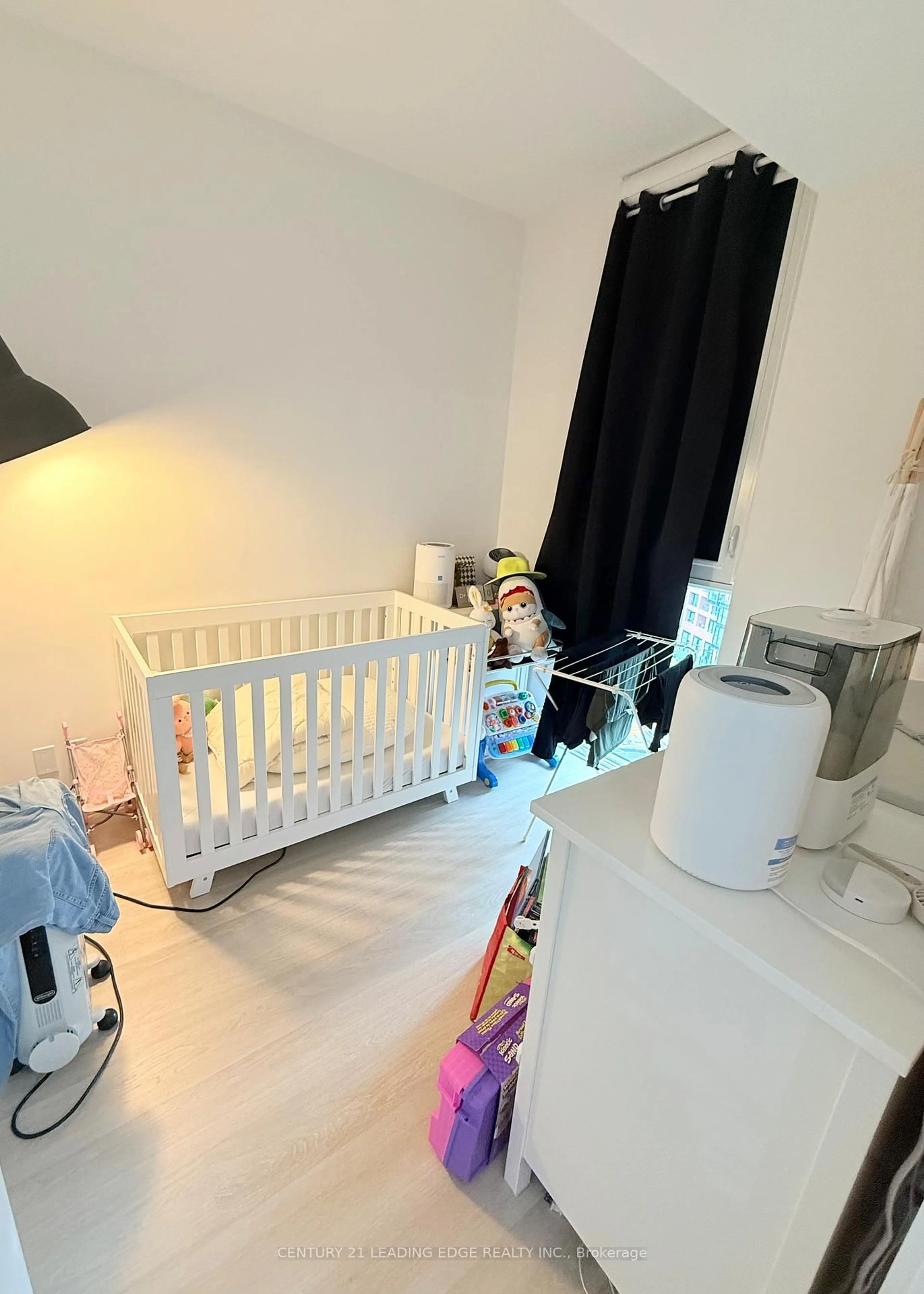 A pic of a room for 30 Tretti Way #904, Toronto Ontario M3H 0E3