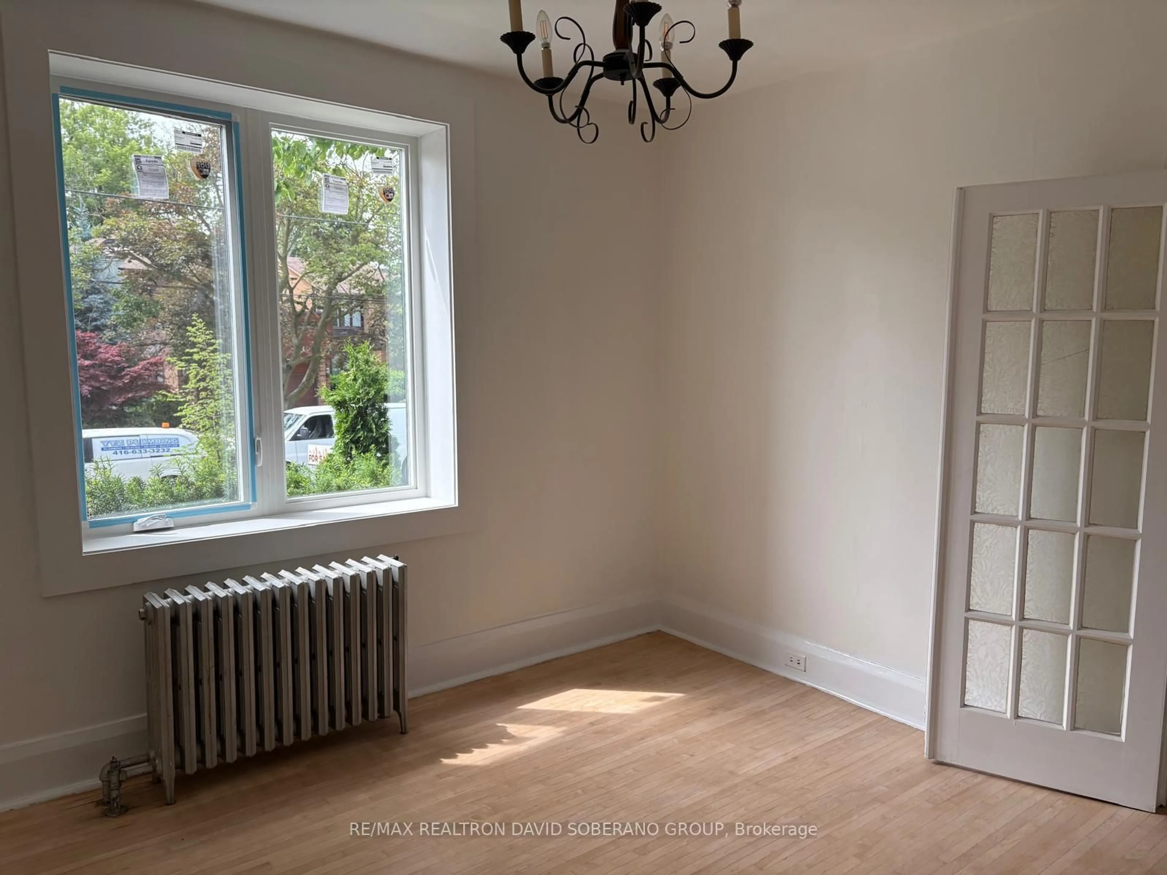 A pic of a room for 44 Sultana Ave, Toronto Ontario M6A 1T1