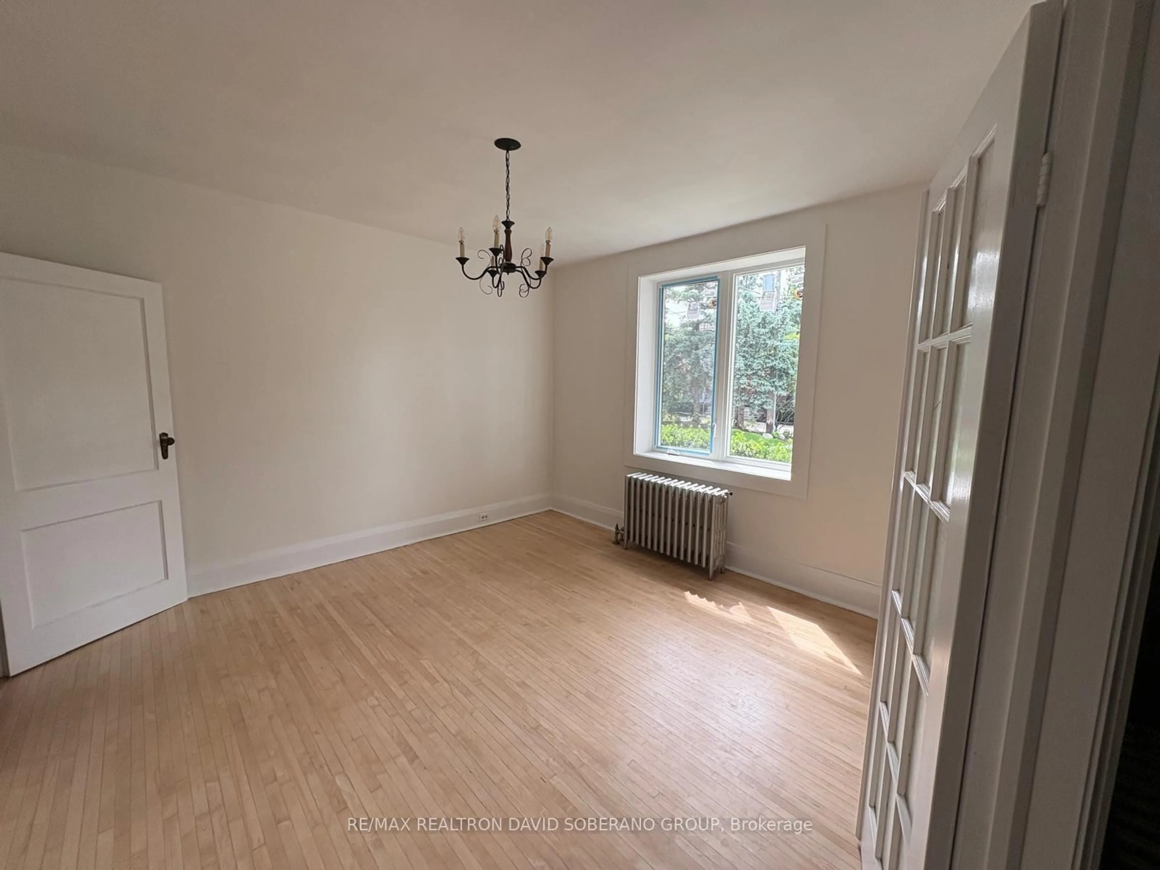 A pic of a room for 44 Sultana Ave, Toronto Ontario M6A 1T1