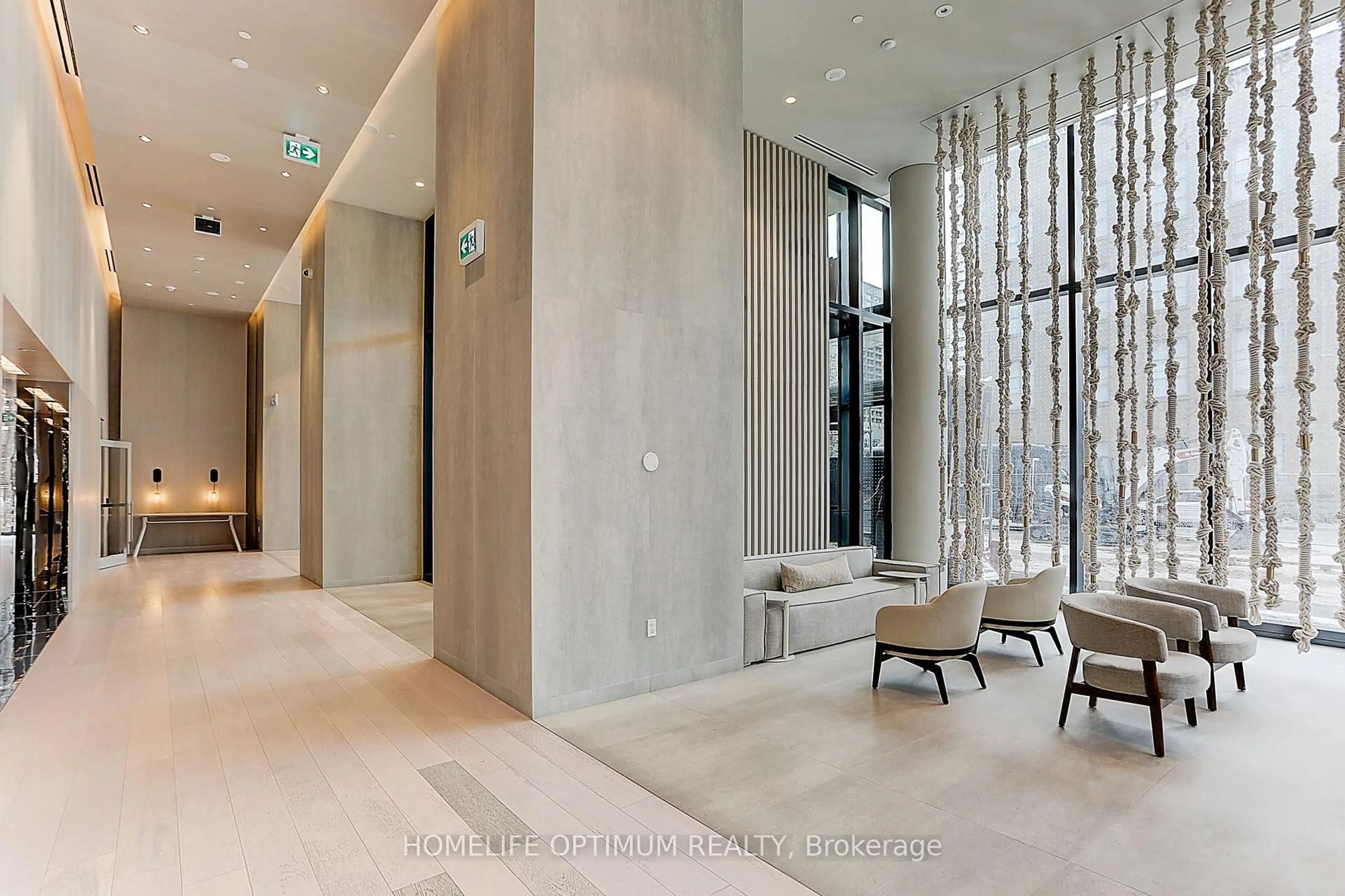 Indoor foyer for 55 Cooper St #1611, Toronto Ontario M5E 0G1