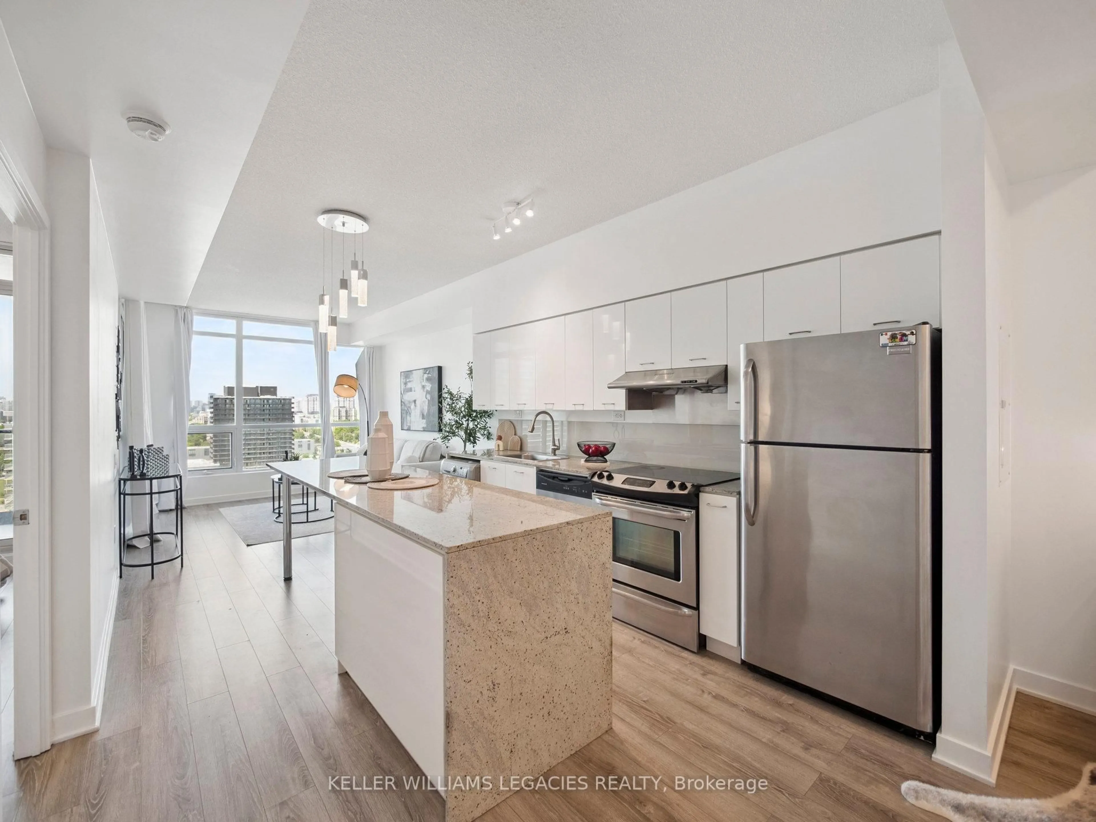 Open concept kitchen, unknown for 29 Singer Crt #2703, Toronto Ontario M2K 0B3