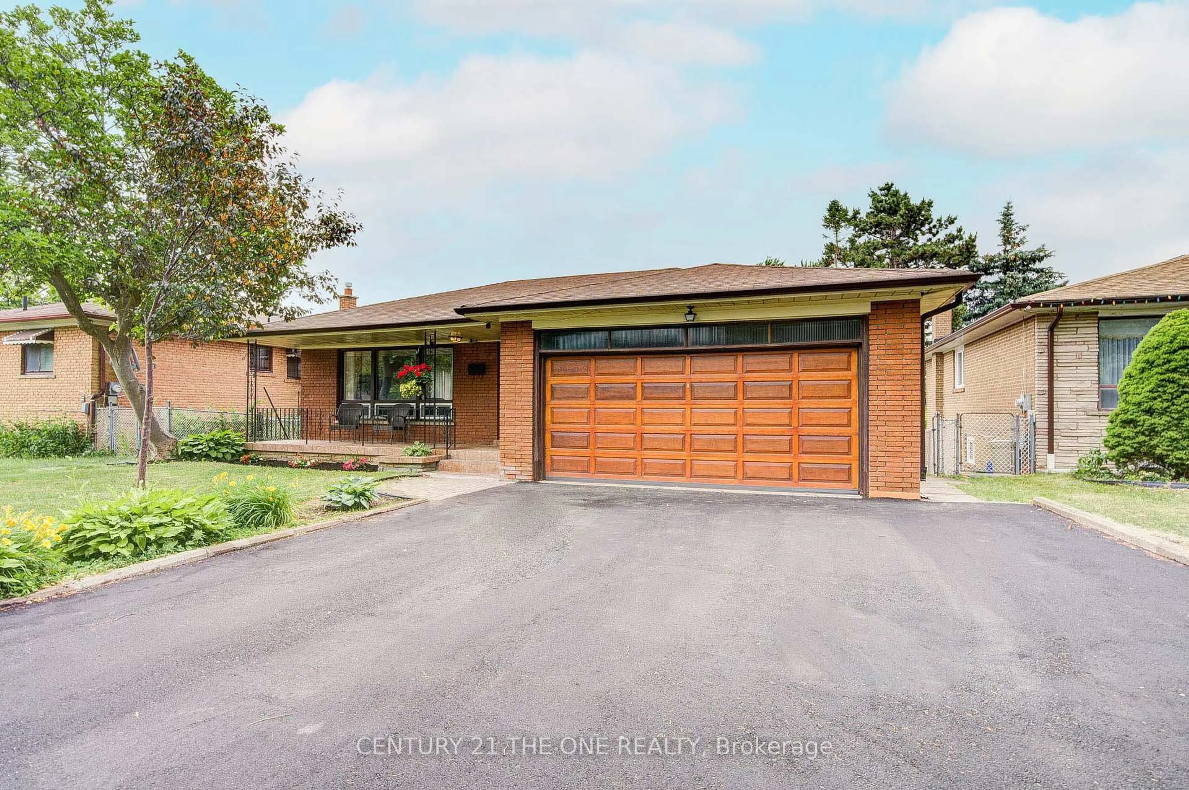 Home with brick exterior material, street for 103 Margaret Ave, Toronto Ontario M2J 4C4