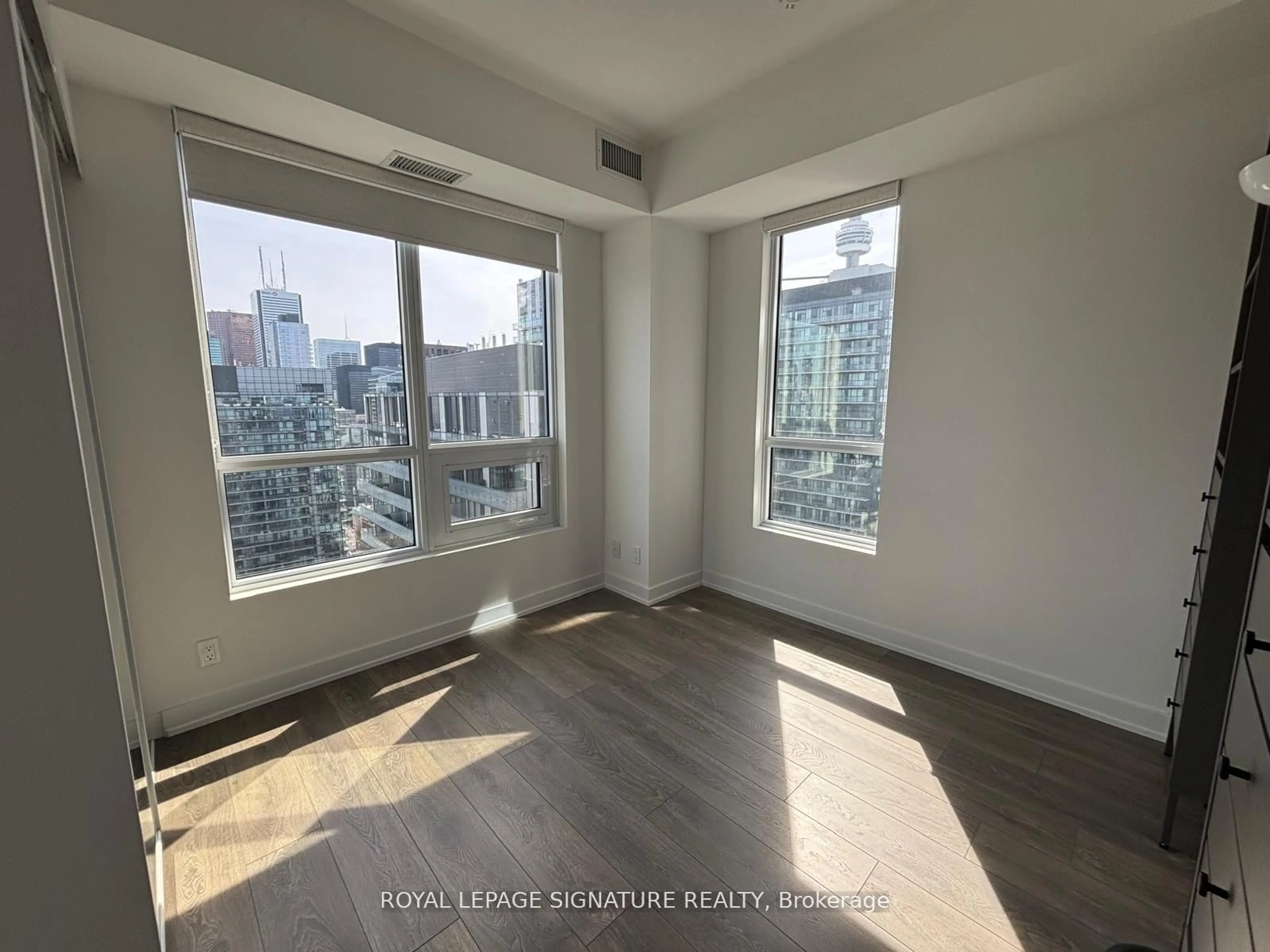 A pic of a room for 108 Peter St #4705, Toronto Ontario M5V 0W2