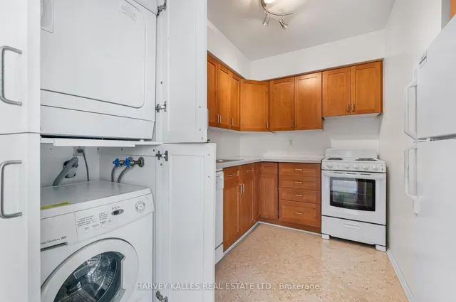 Additional image 19 of 1055 Bay St Unit 2110