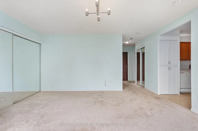 Additional image 7 of 1055 Bay St Unit 2110