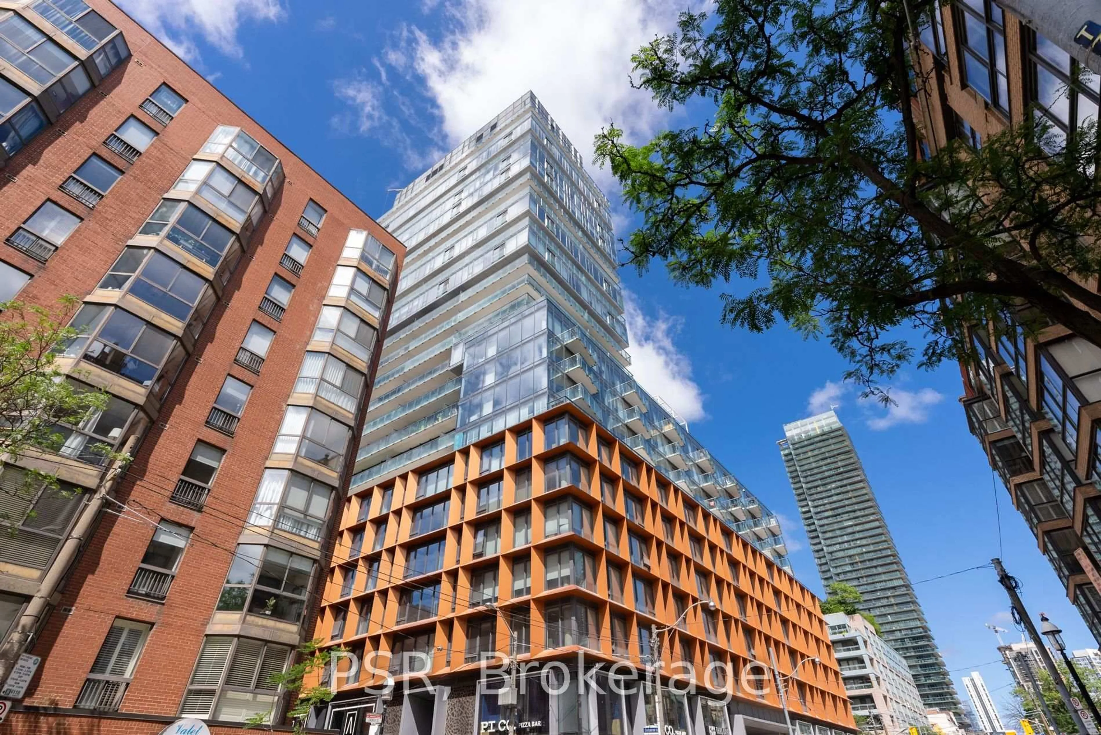 Patio, building for 60 Colborne St #1202, Toronto Ontario M5B 2B7