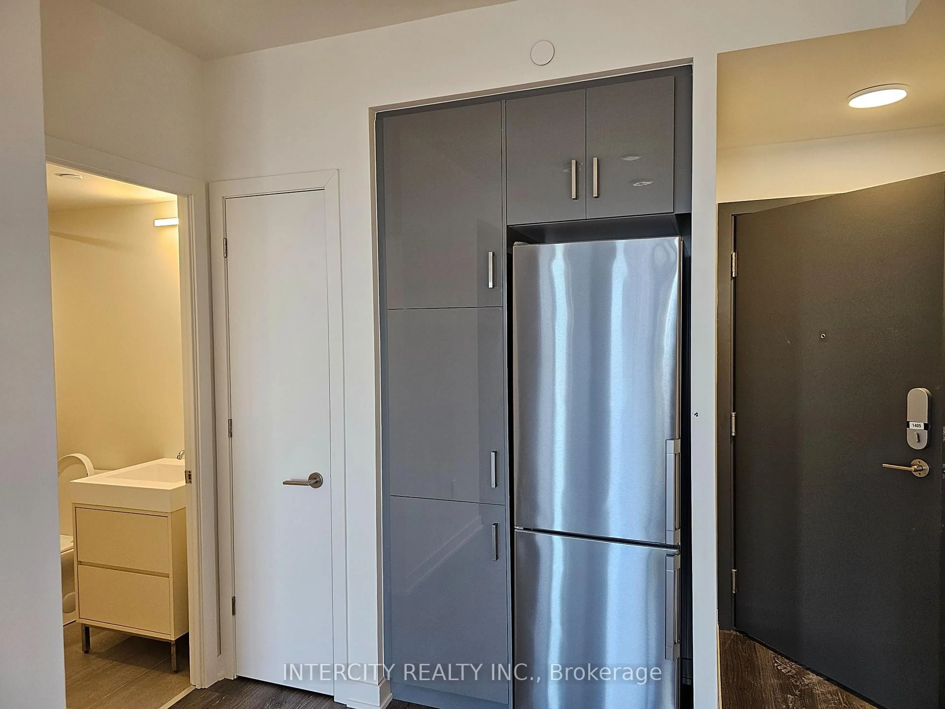 Unknown for 9 Tecumseth St #1405, Toronto Ontario M5V 0S5