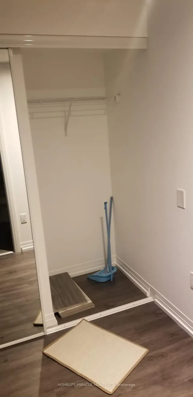 Additional property image - 251 Jarvis St Unit 3906