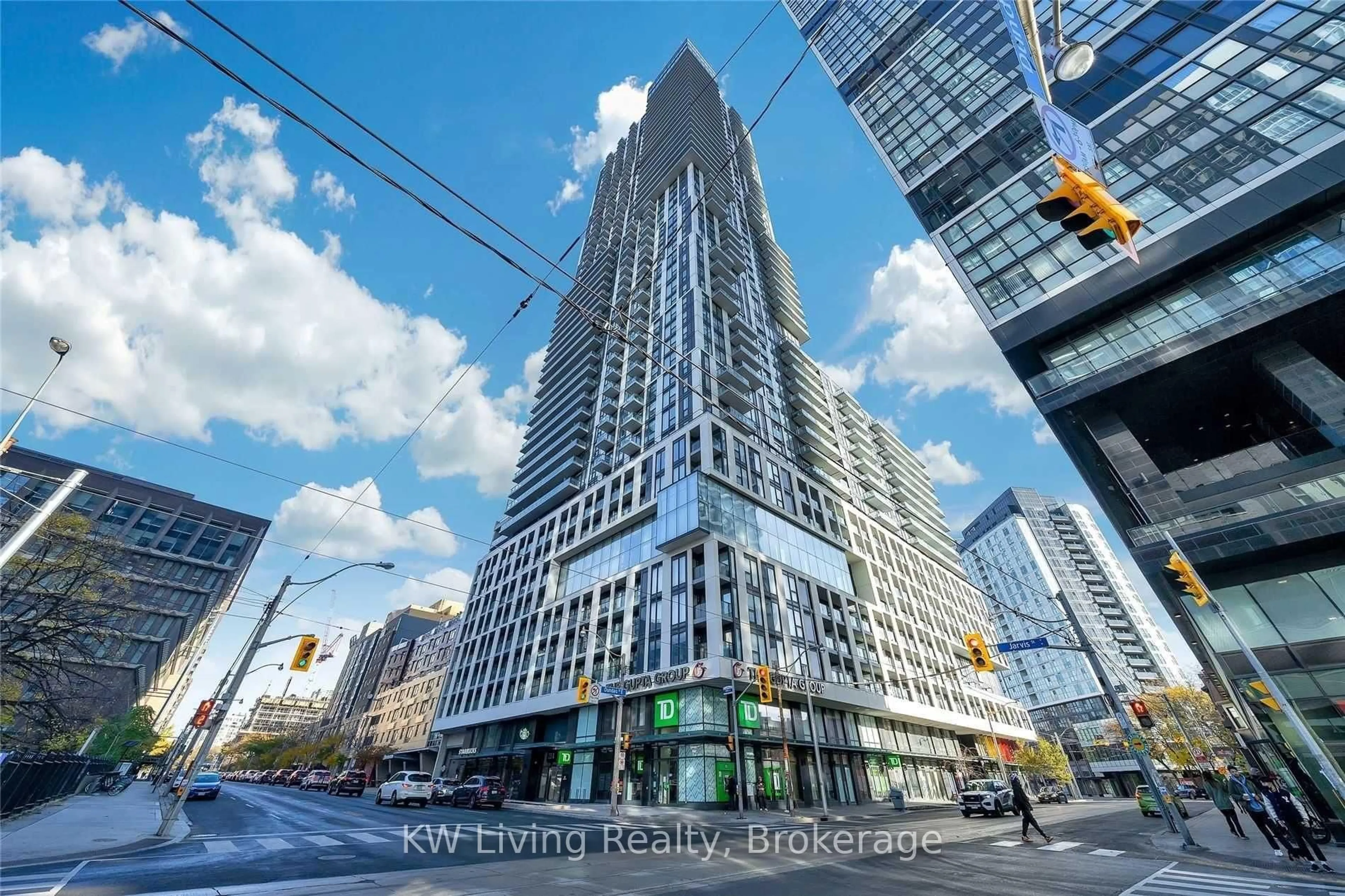 Indoor foyer for 251 Jarvis St #1014, Toronto Ontario M5B 0C3