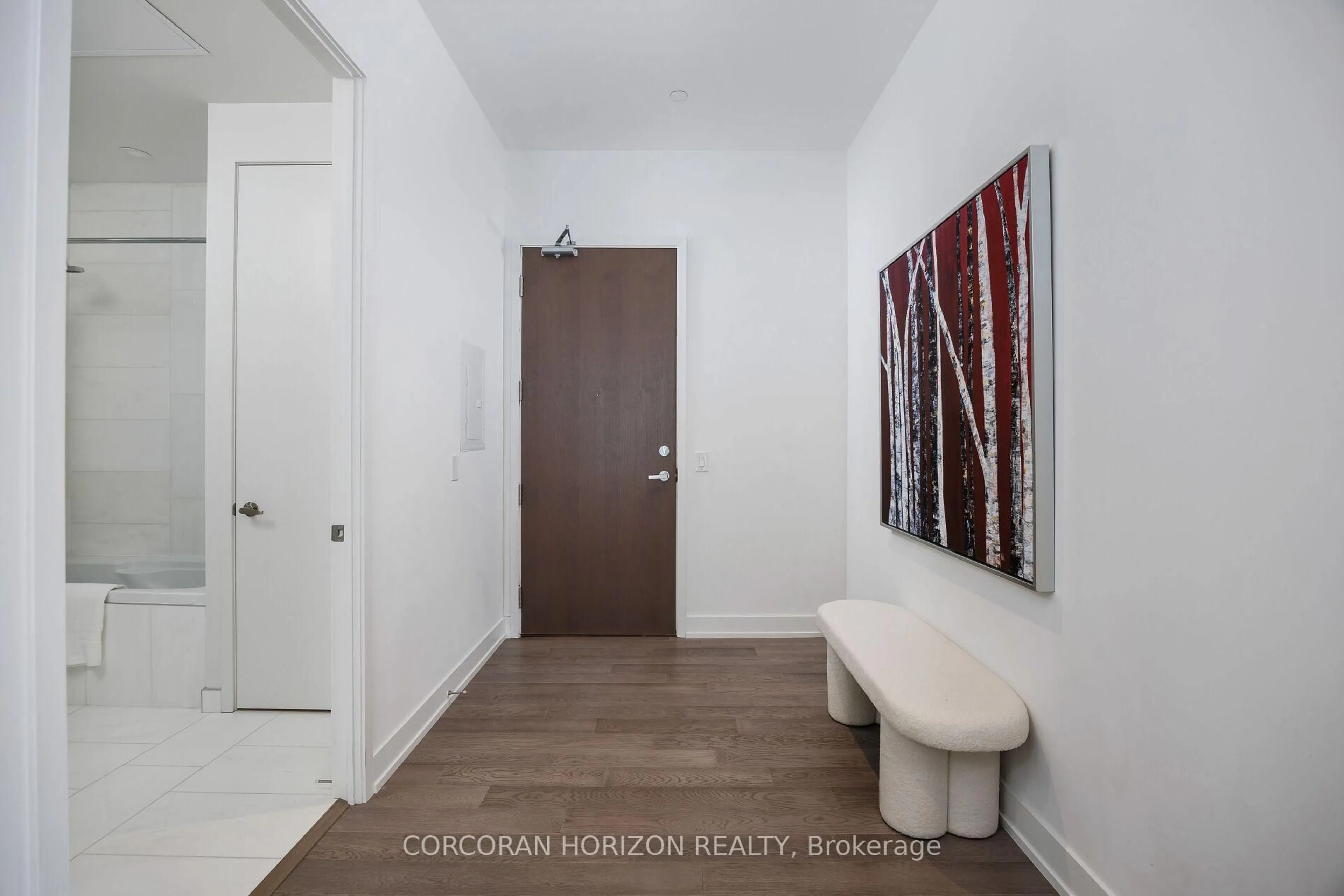 Indoor entryway for 15 Lower Jarvis St #SPH4402, Toronto Ontario M5E 0C4