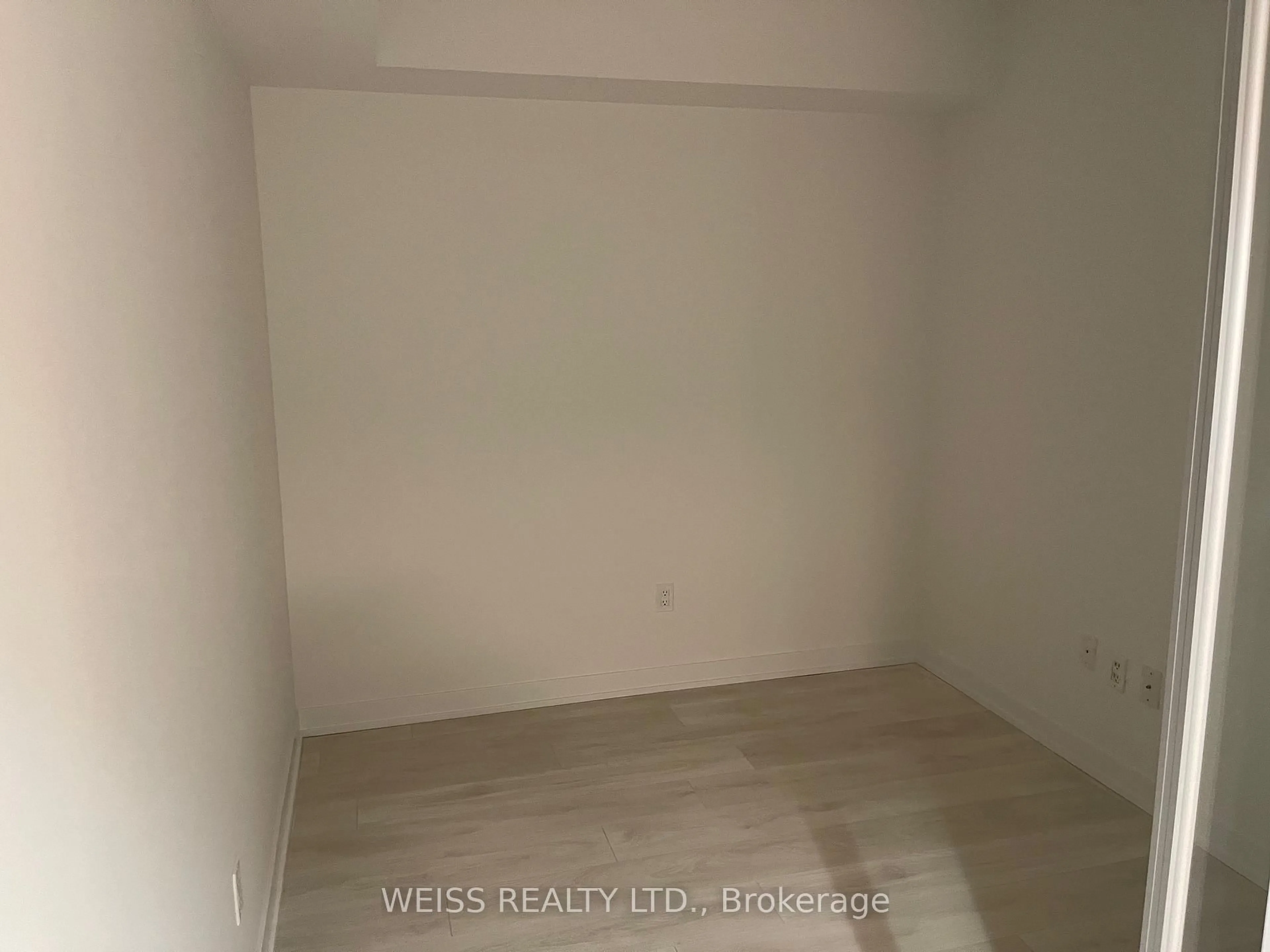 A pic of a room for 31 Tippett Rd #221, Toronto Ontario M3H 0C8
