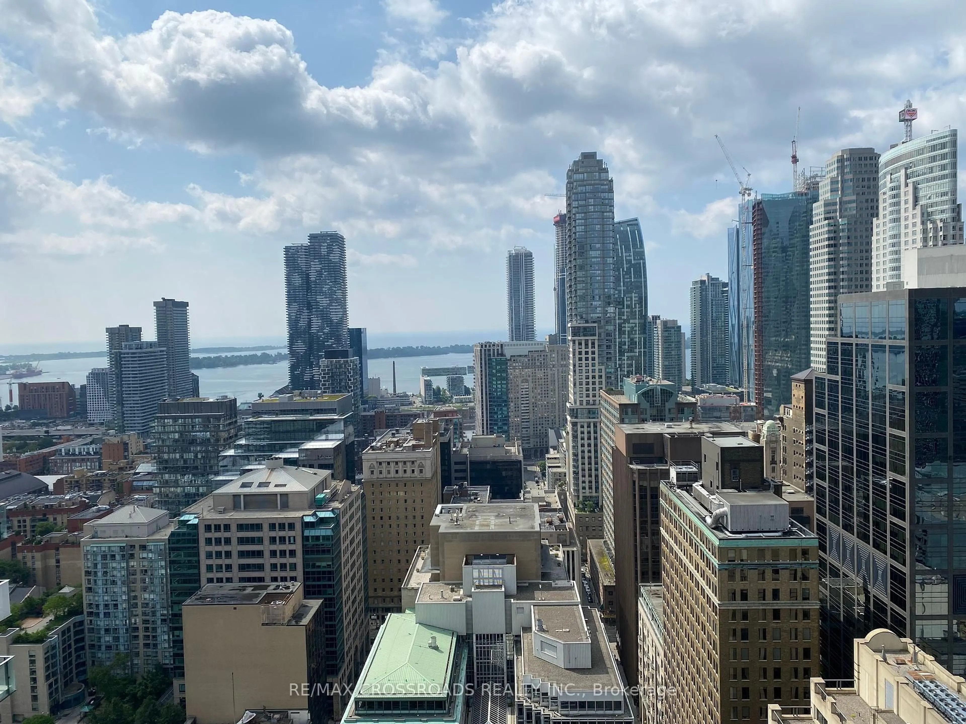 A pic of a room for 20 Lombard St #3510, Toronto Ontario M5C 0A7