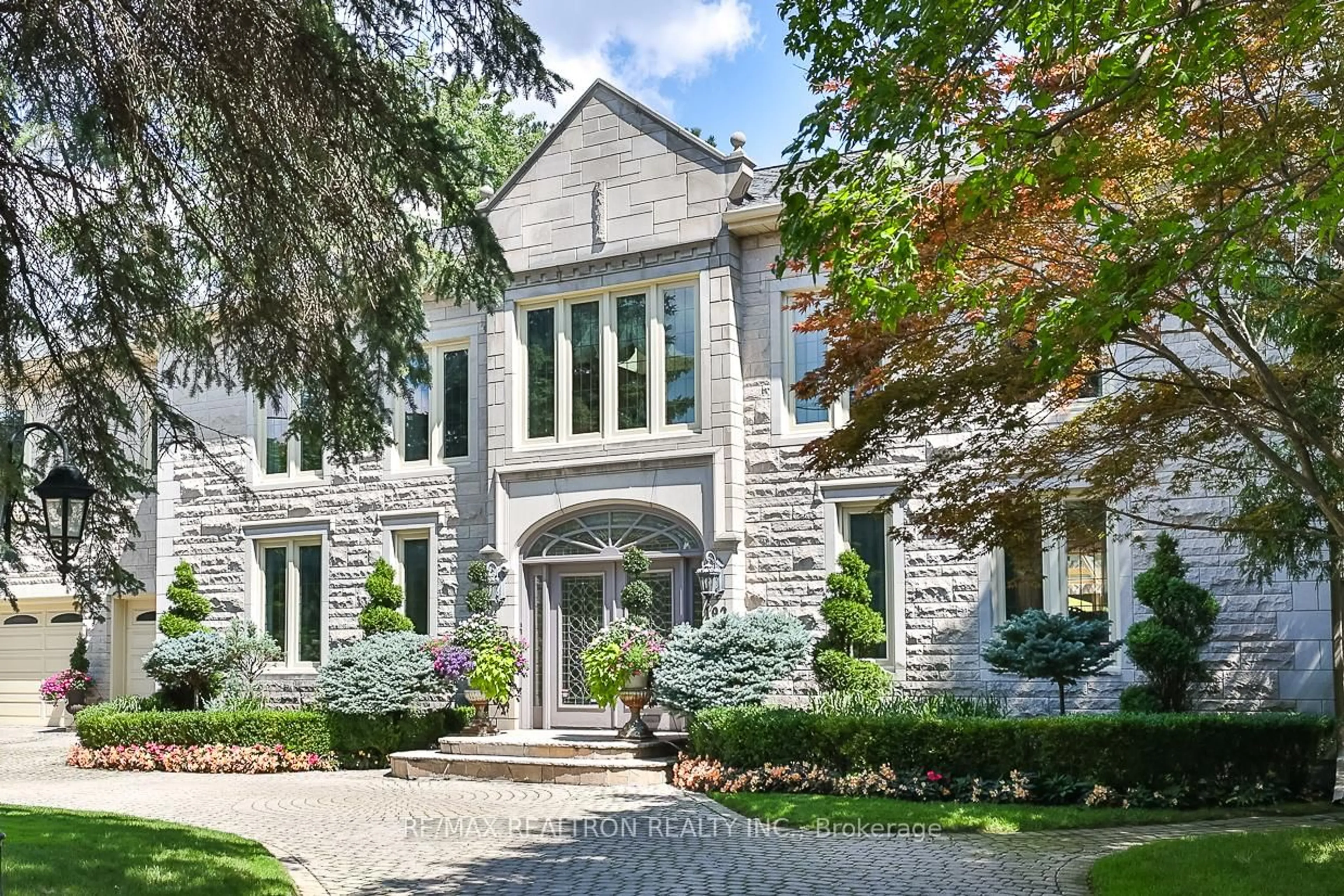 Home with brick exterior material, street for 192 The Bridle Path, Toronto Ontario M3C 2P5