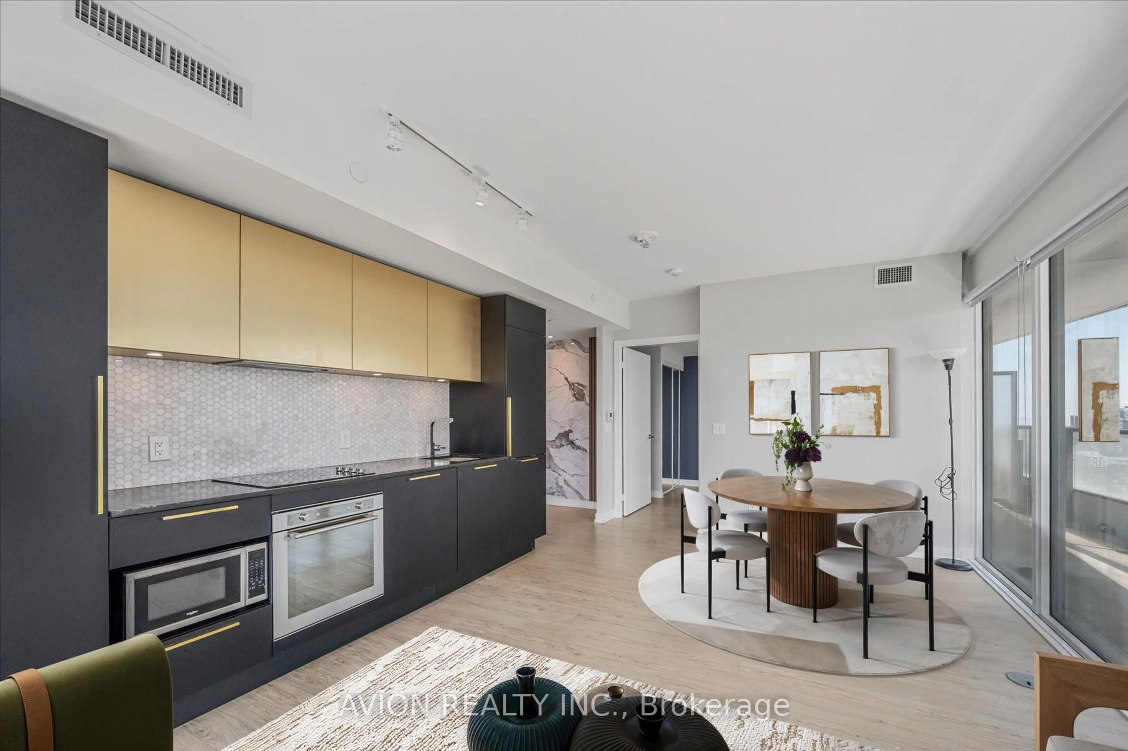 Open concept kitchen, unknown for 85 Wood St #3603, Toronto Ontario M4Y 0E8