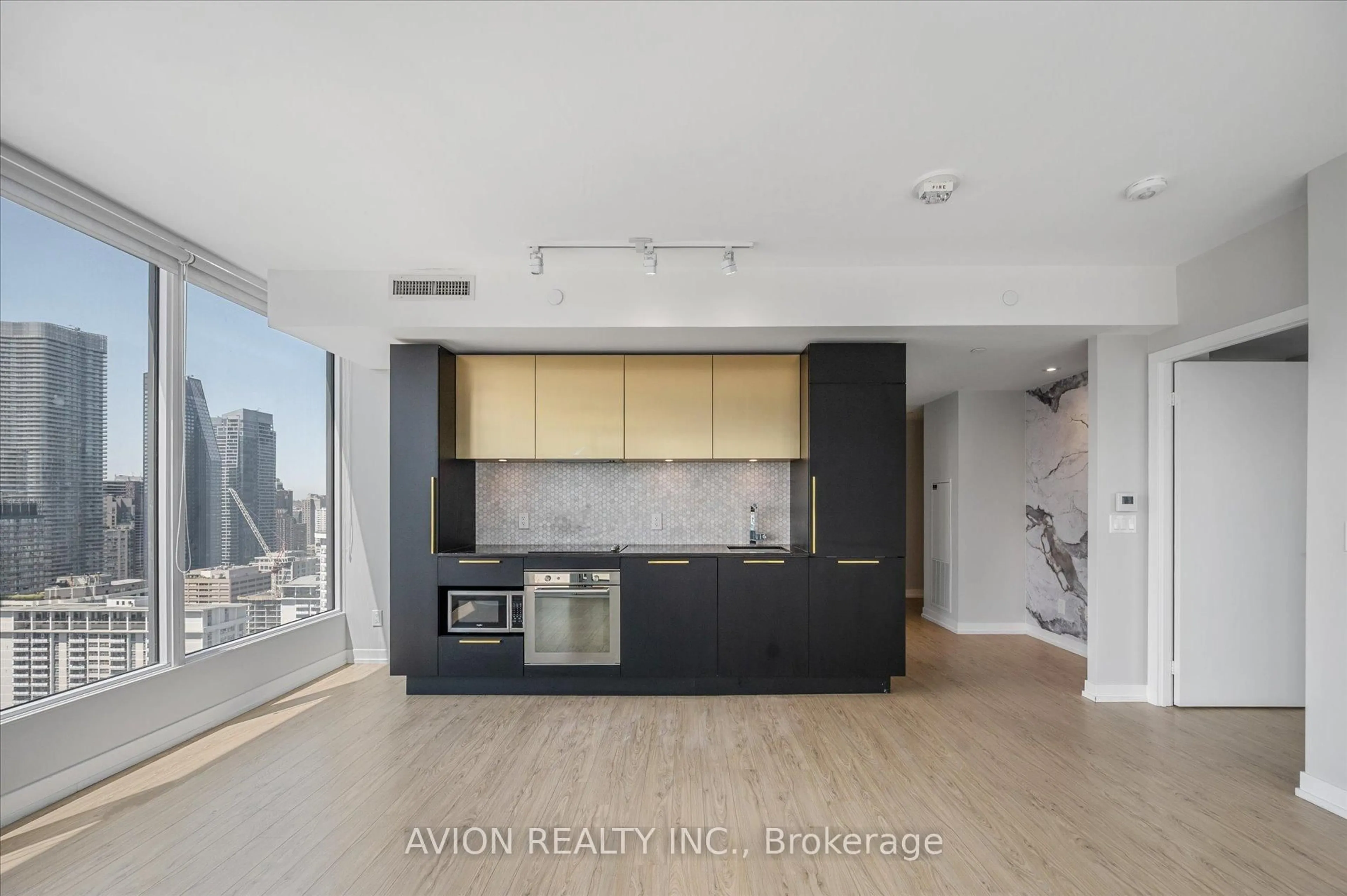 Unknown for 85 Wood St #3603, Toronto Ontario M4Y 0E8