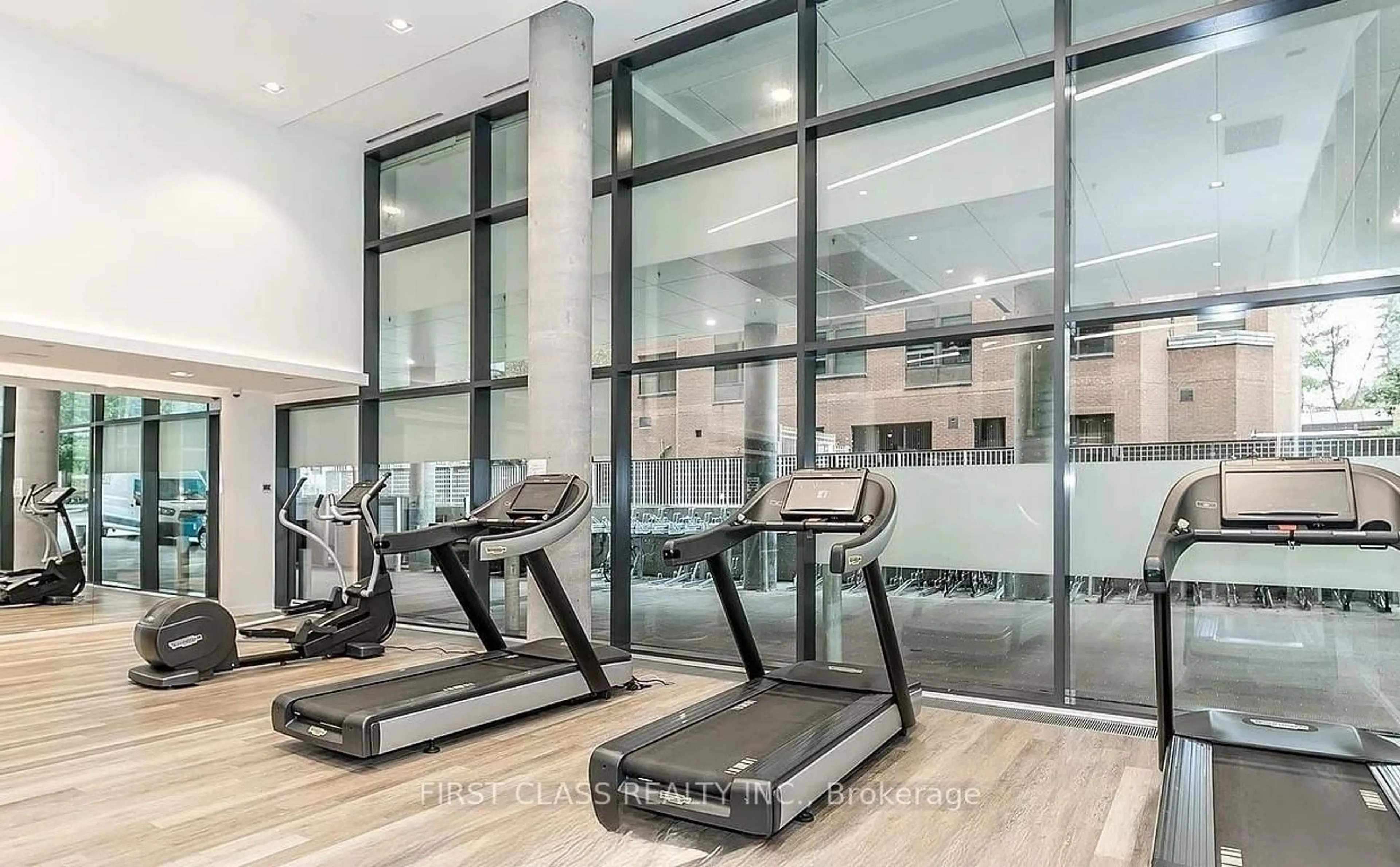 Gym or fitness room for 161 Roehampton Ave #618, Toronto Ontario M4P 0C8