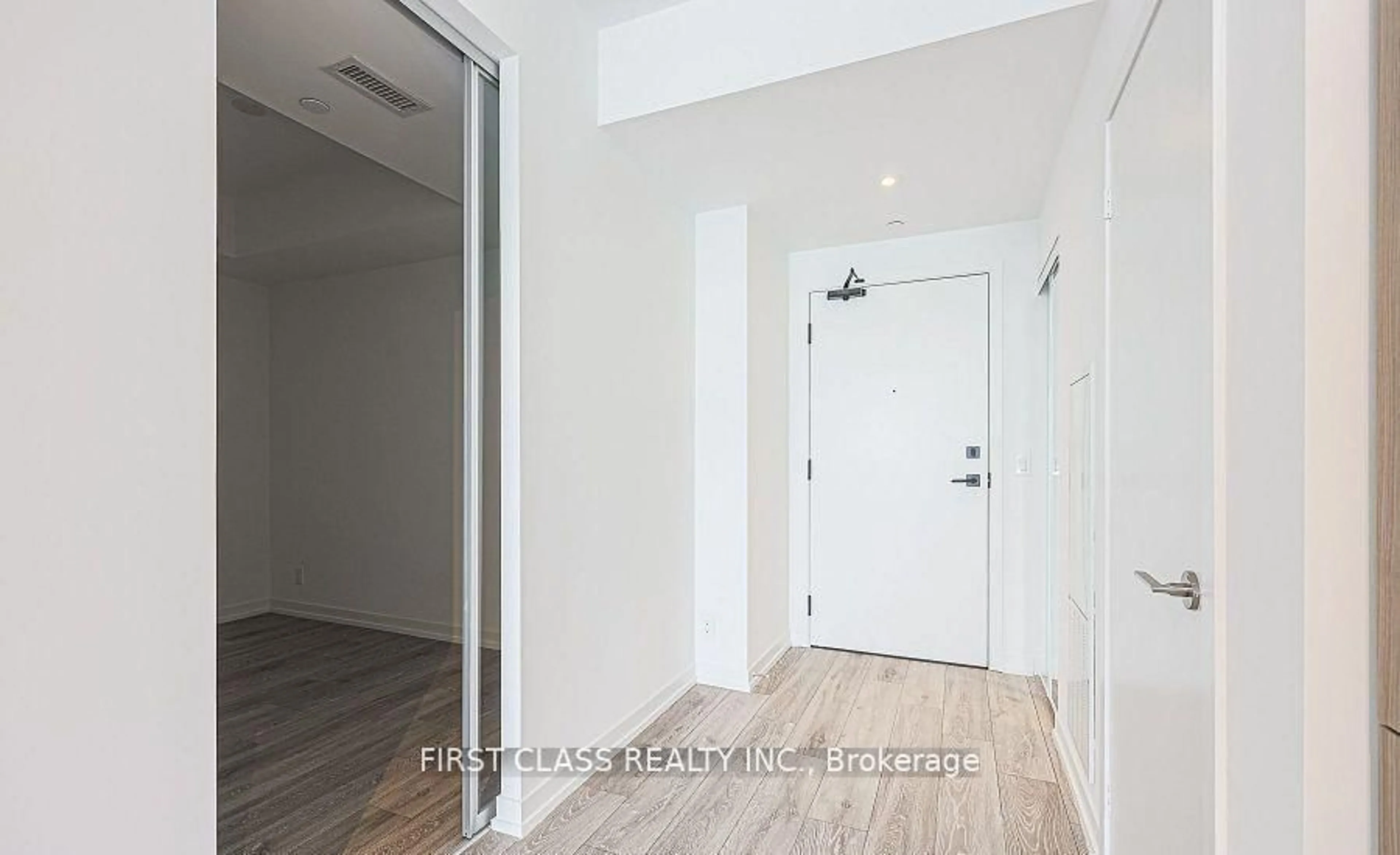 Indoor entryway for 55 Mercer St #3215, Toronto Ontario M5V 3W2