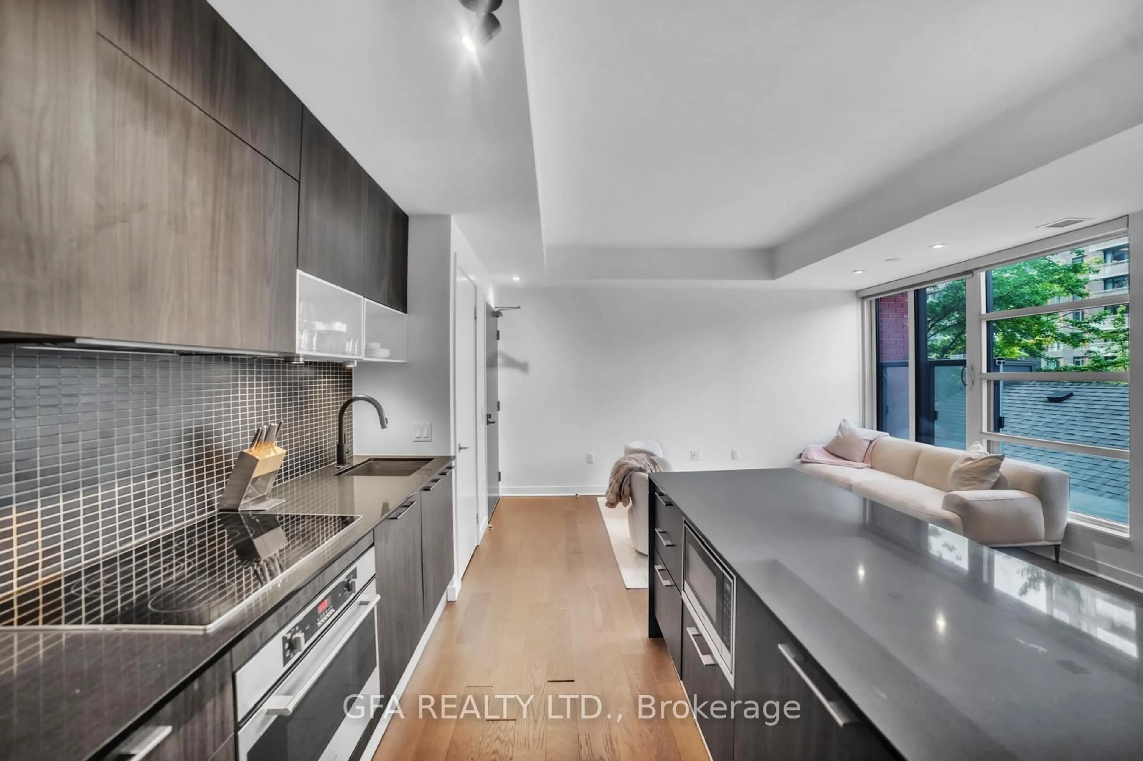 Contemporary kitchen, ceramic/tile floor for 501 Adelaide St #310, Toronto Ontario M5V 1T4