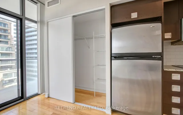 Additional property image - 33 Charles St Unit 1010