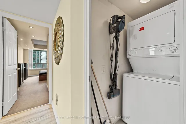 Additional image 17 of 28 Harrison Garden Blvd Unit 1508