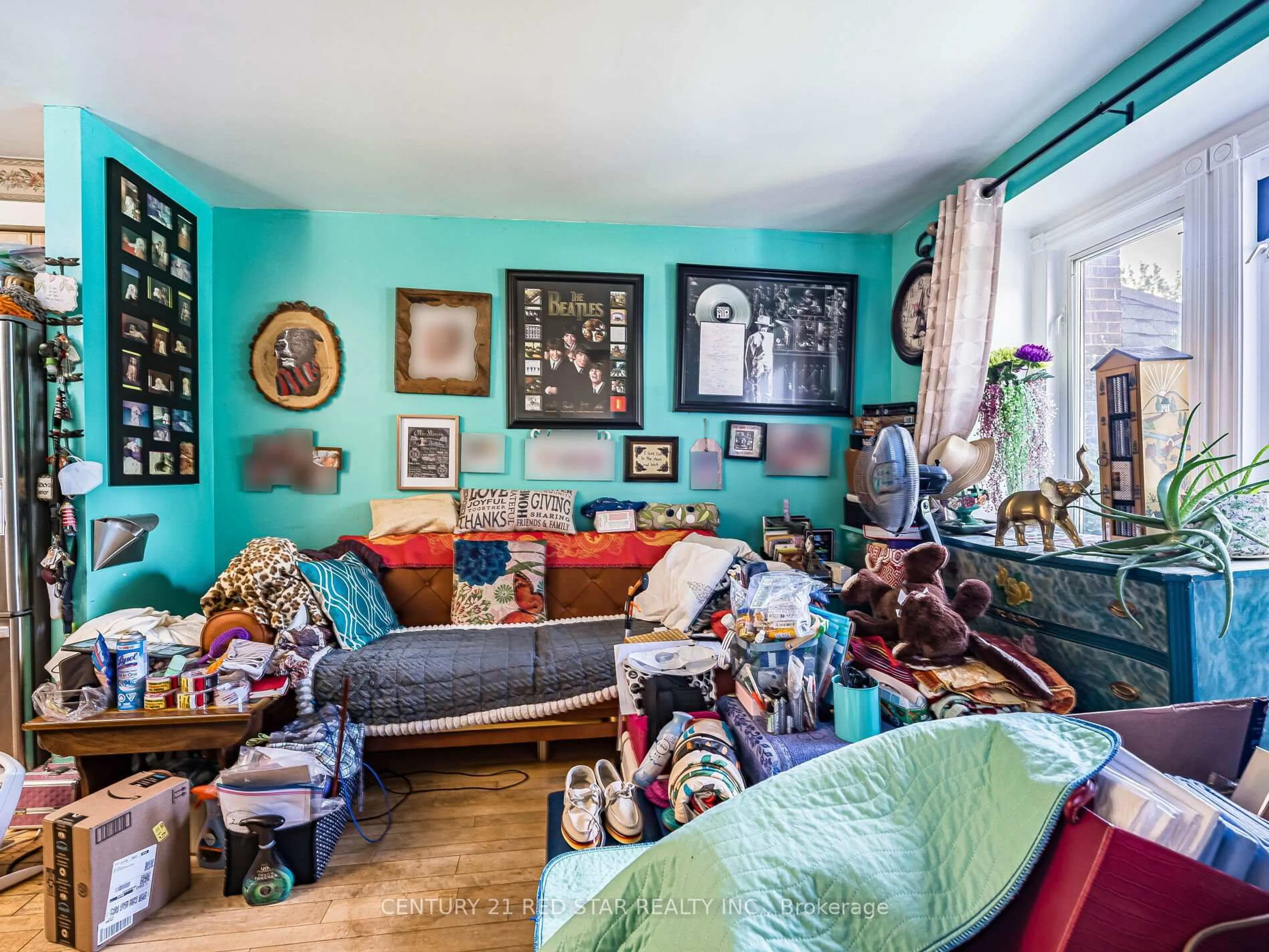 Living room with furniture, unknown for 165 Robina Ave, Toronto Ontario M6C 3Y8