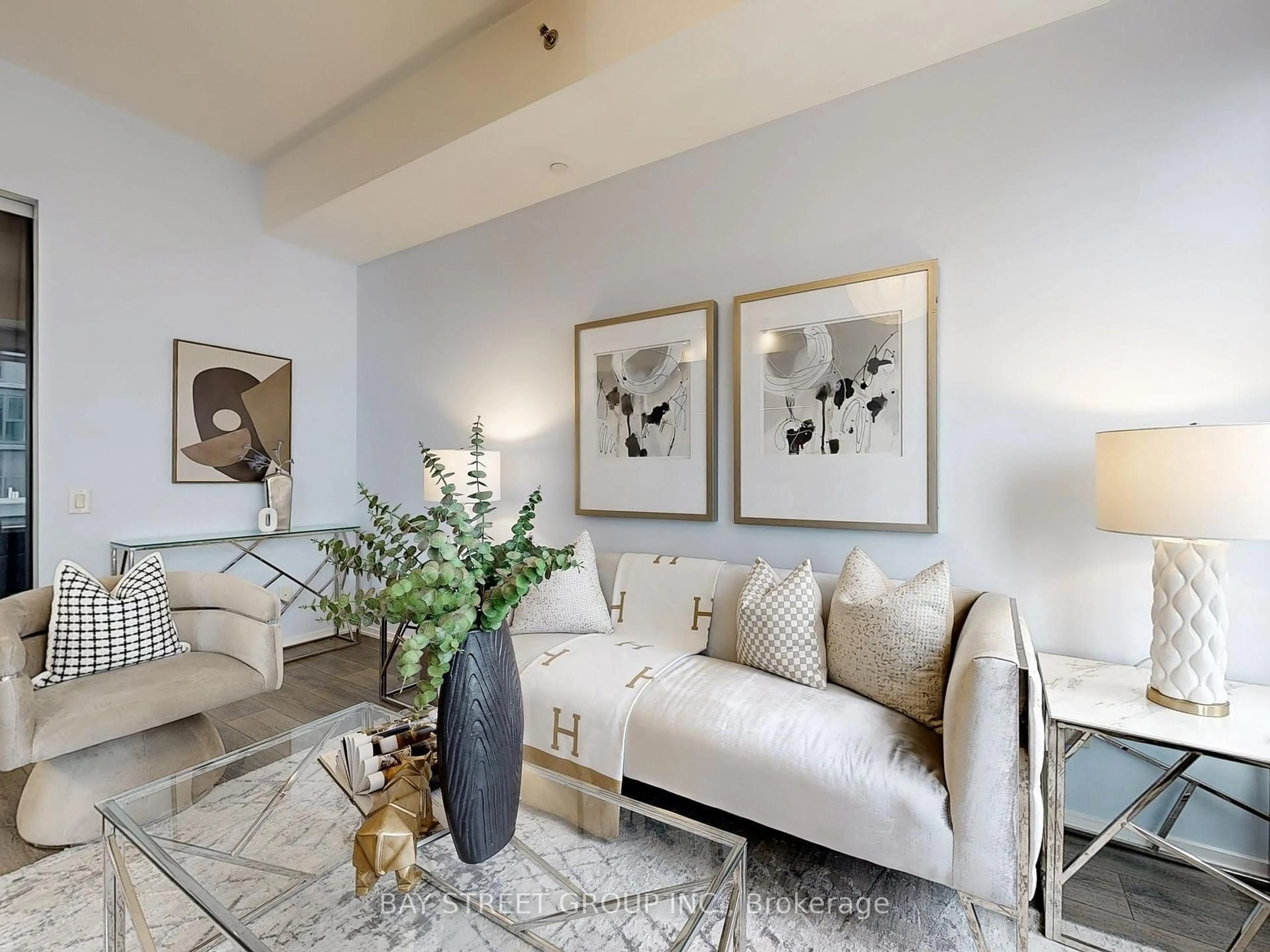 Living room with furniture, unknown for 783 Bathurst St #526, Toronto Ontario M5S 0A8