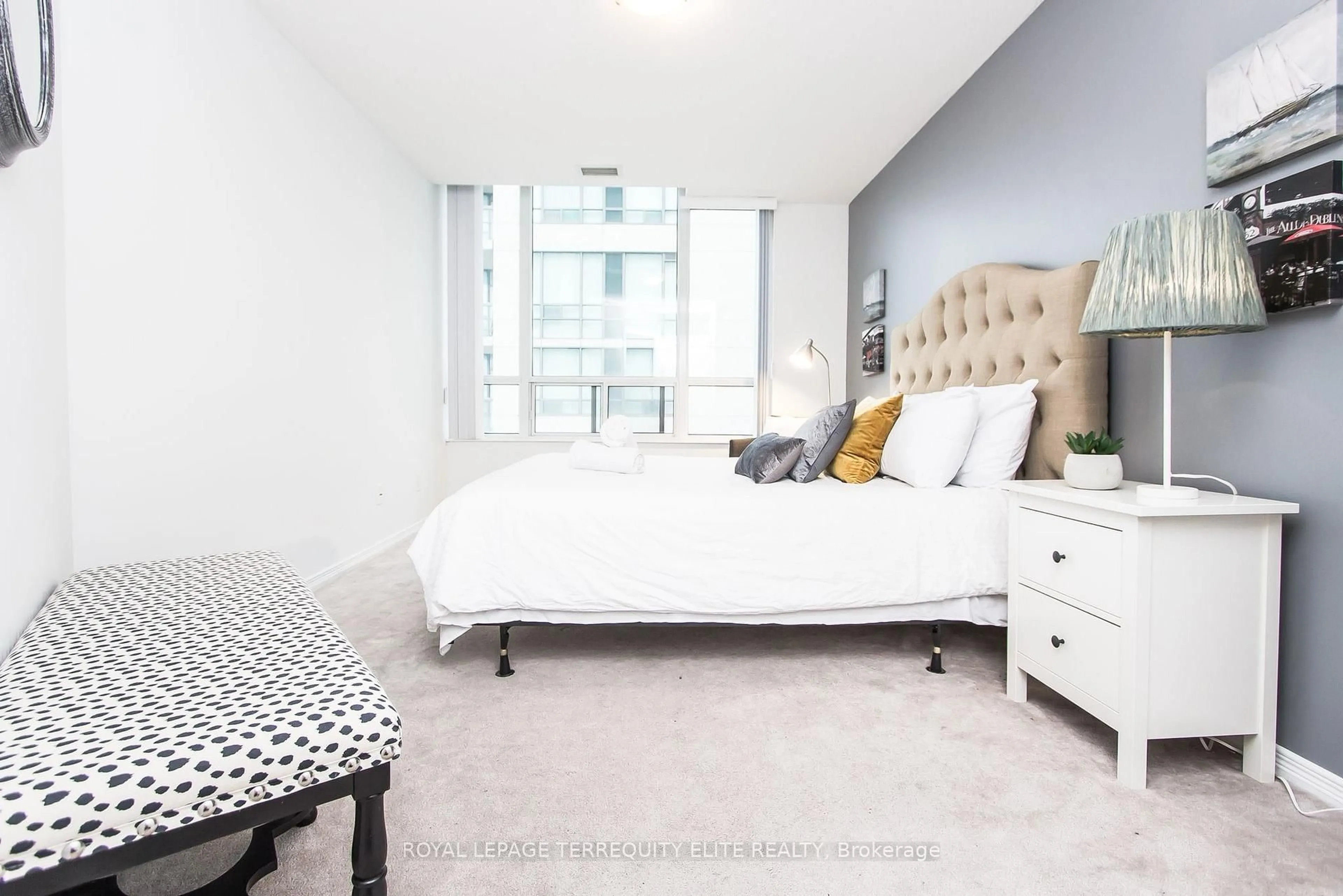 Bedroom with bed, carpet floor for 503 Beecroft Rd #2108, Toronto Ontario M2N 0A2