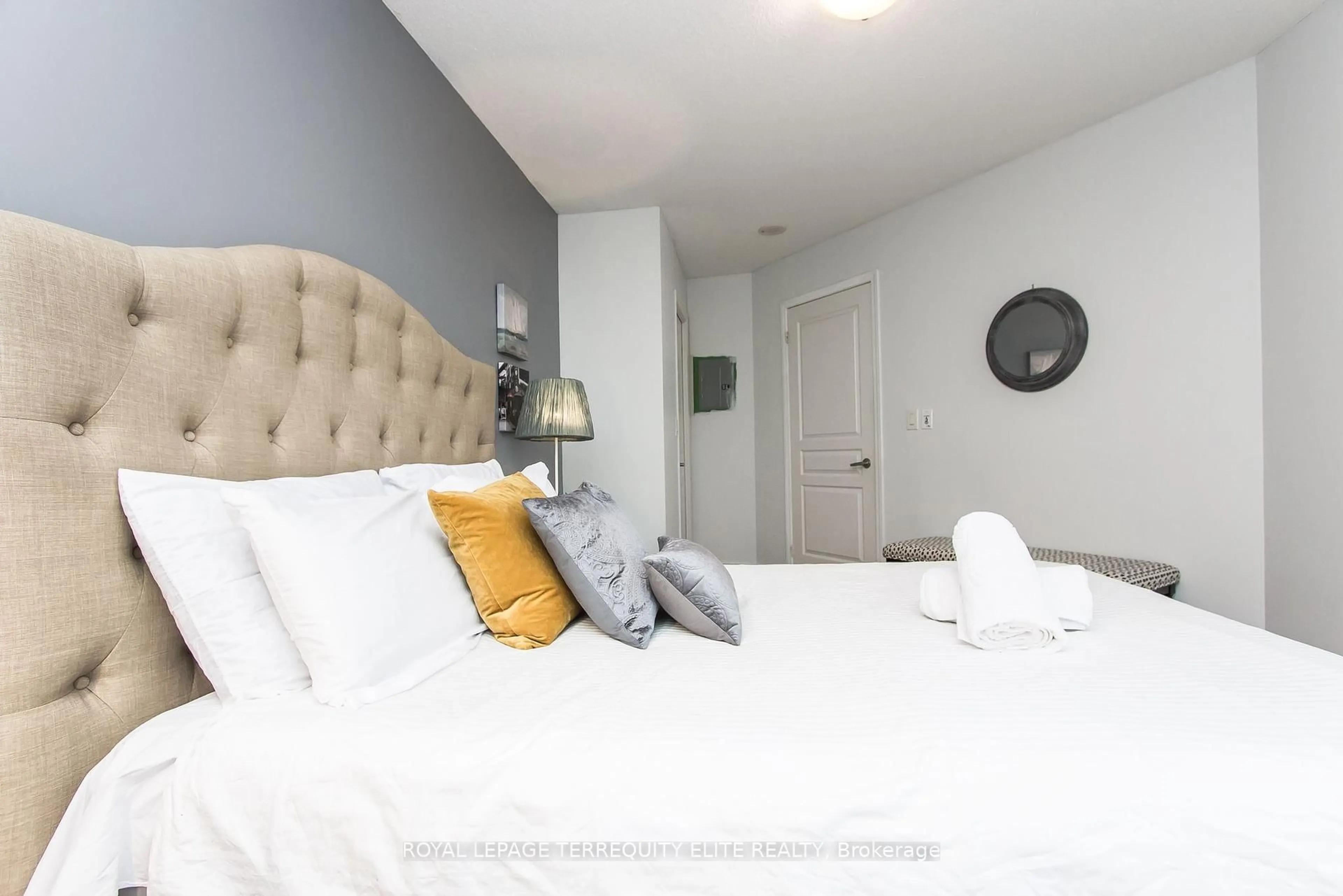 Bedroom with bed, unknown for 503 Beecroft Rd #2108, Toronto Ontario M2N 0A2