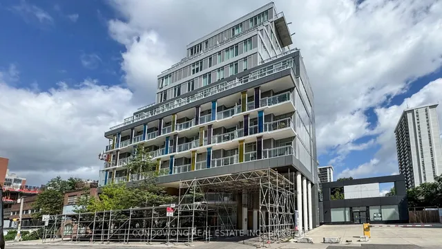 Primary image of 68 Merton St Unit 709