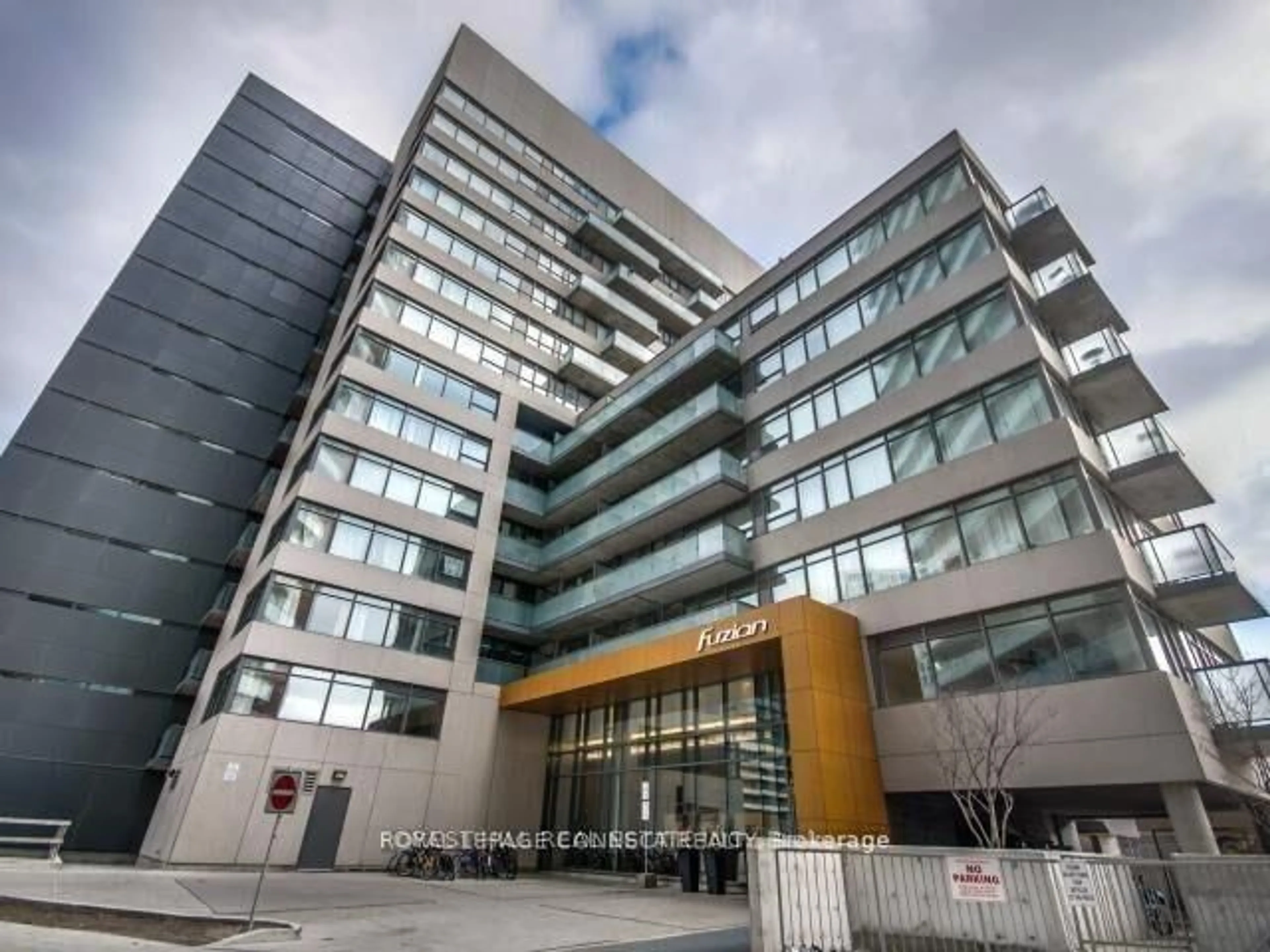Indoor foyer for 20 Joe Shuster Way #702, Toronto Ontario M6K 0A3