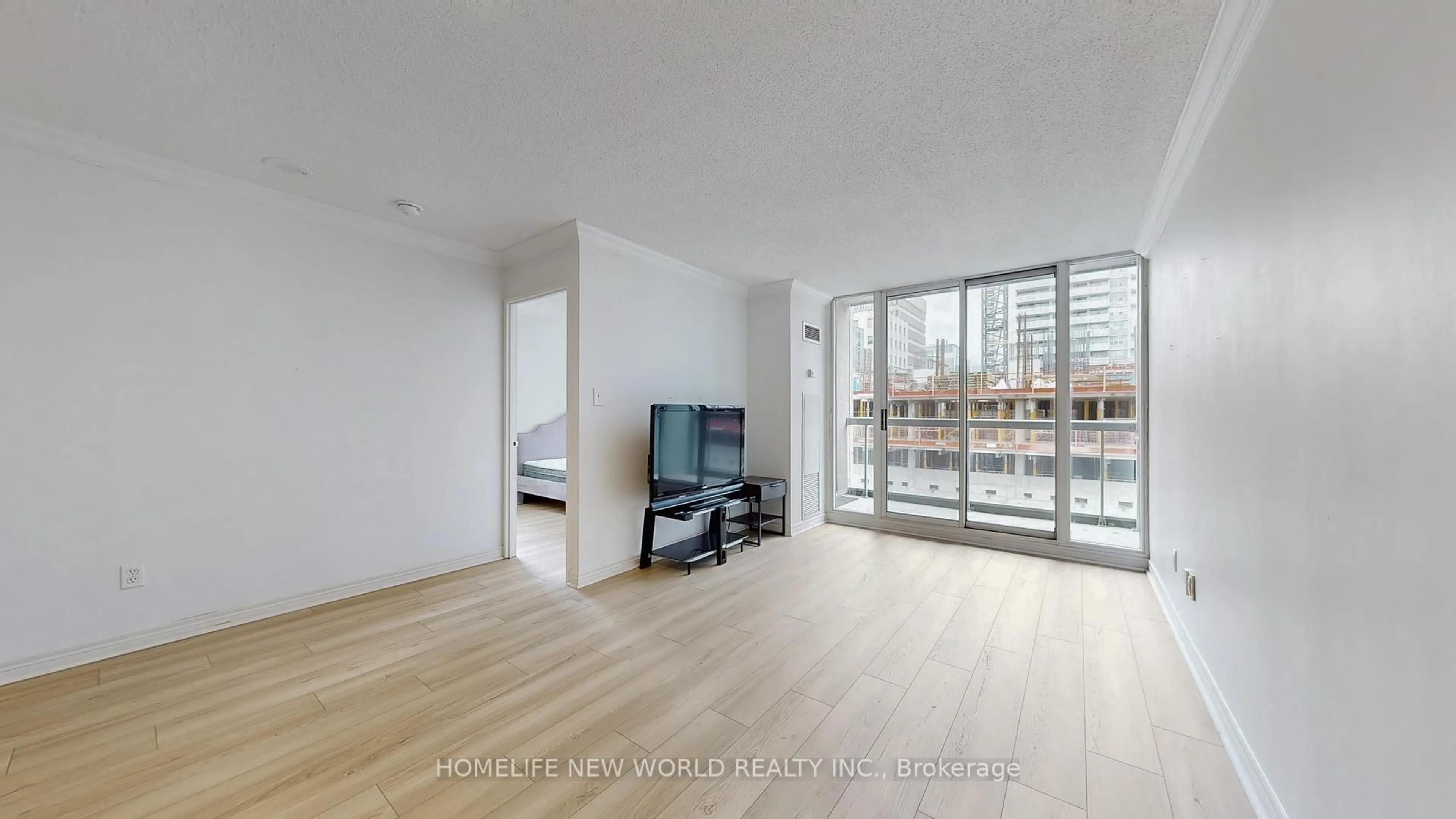 A pic of a room for 35 Merton St #603, Toronto Ontario M4S 3G4