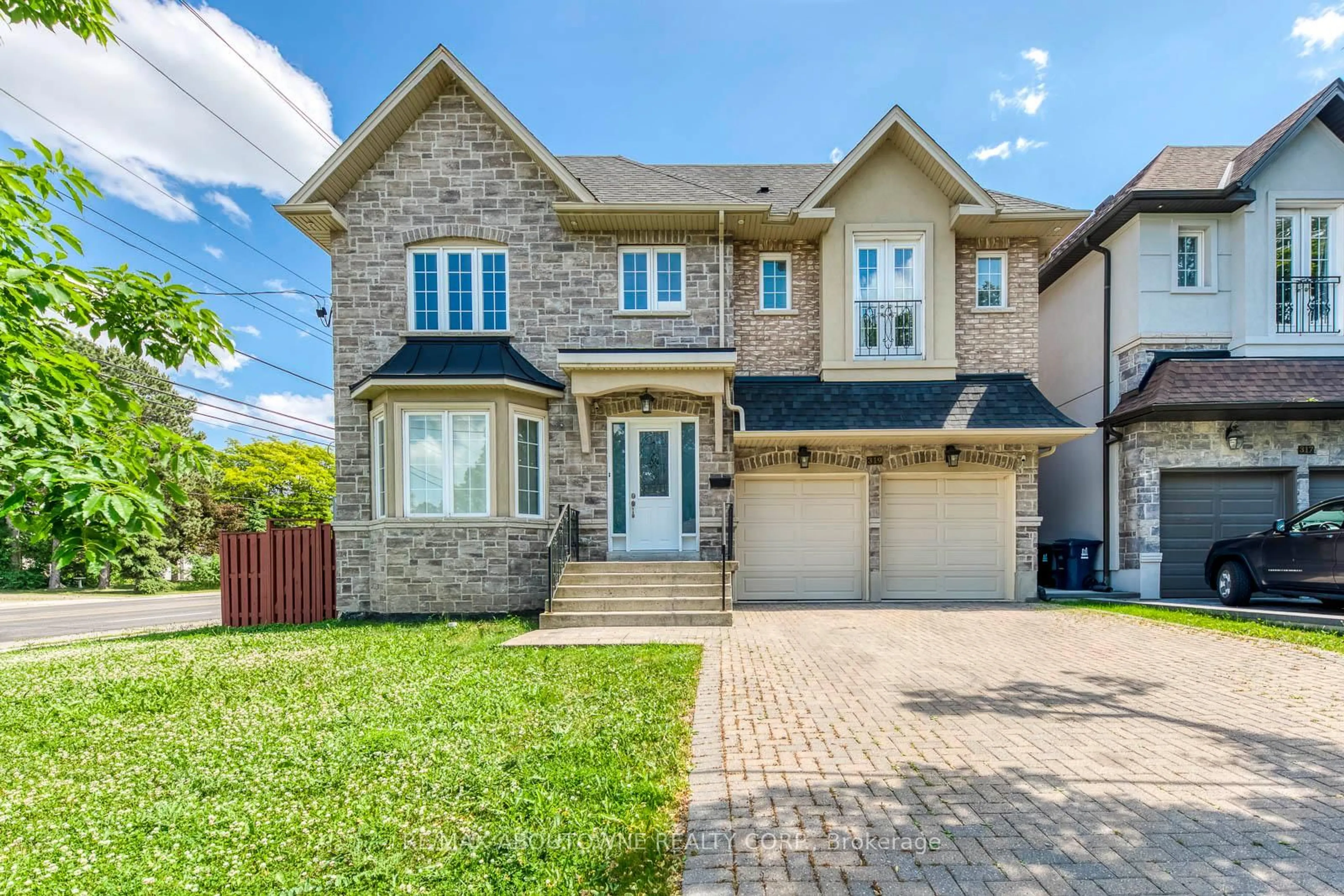 Home with brick exterior material, street for 319 Holmes Ave, Toronto Ontario M2N 4N3