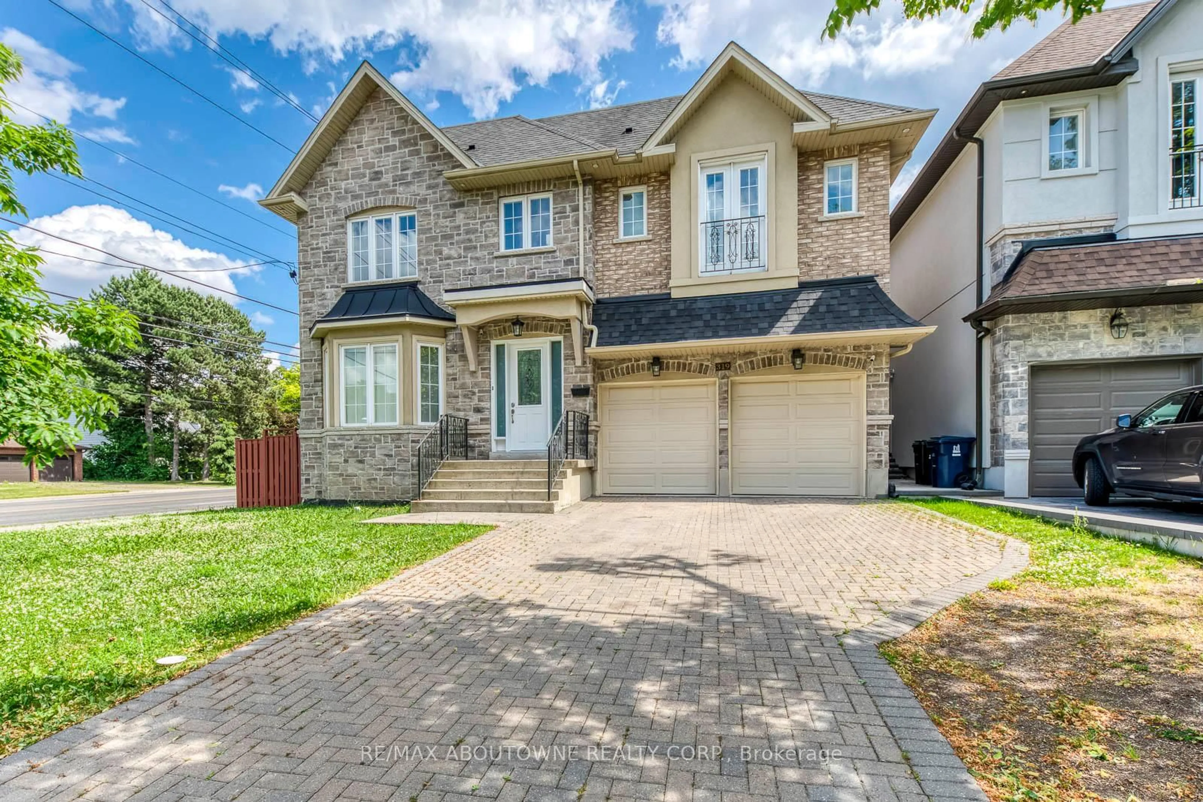 Home with brick exterior material, street for 319 Holmes Ave, Toronto Ontario M2N 4N3