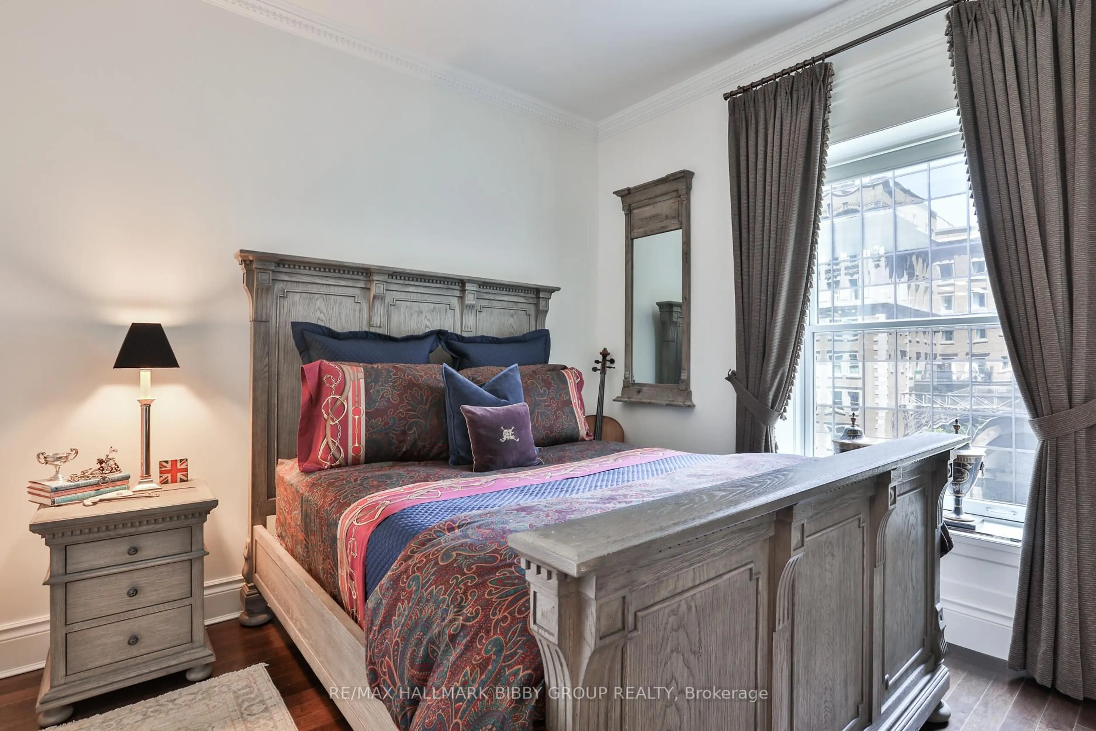 Bedroom with bed, unknown for 22 Leader Lane #520, Toronto Ontario M5E 0B2