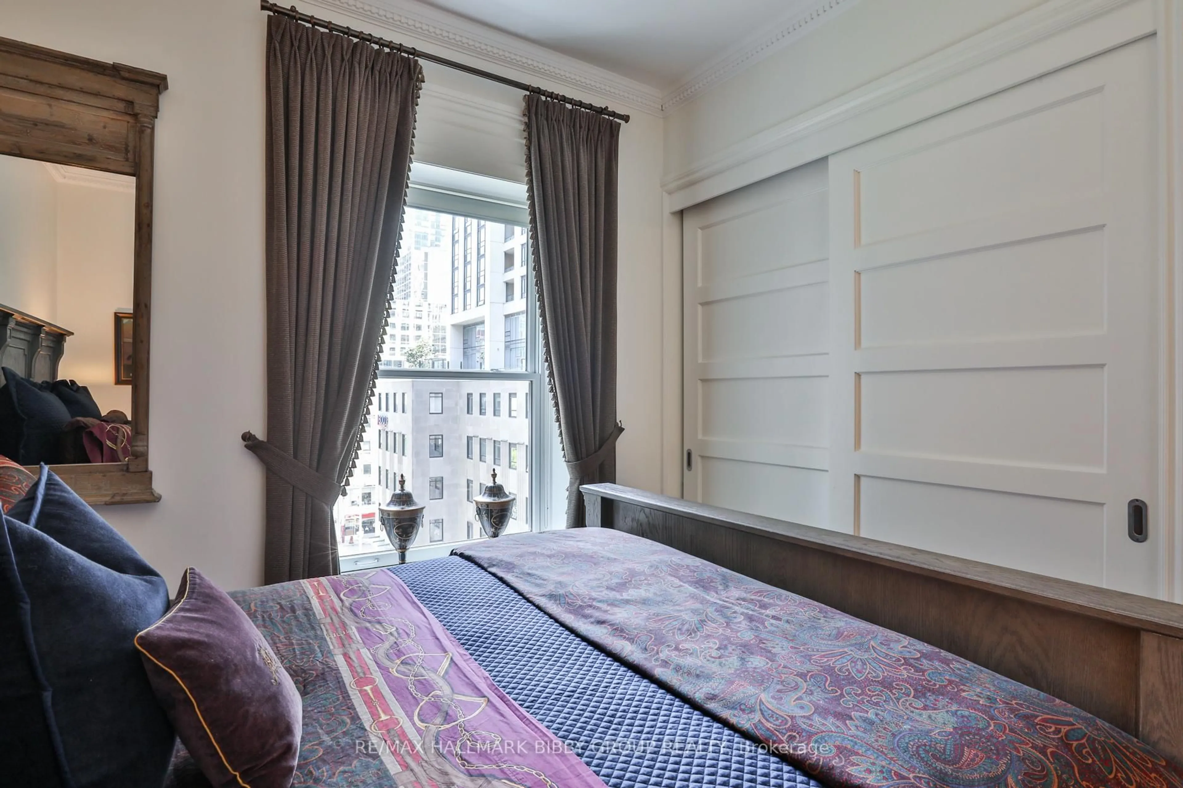 Bedroom with bed, unknown for 22 Leader Lane #520, Toronto Ontario M5E 0B2
