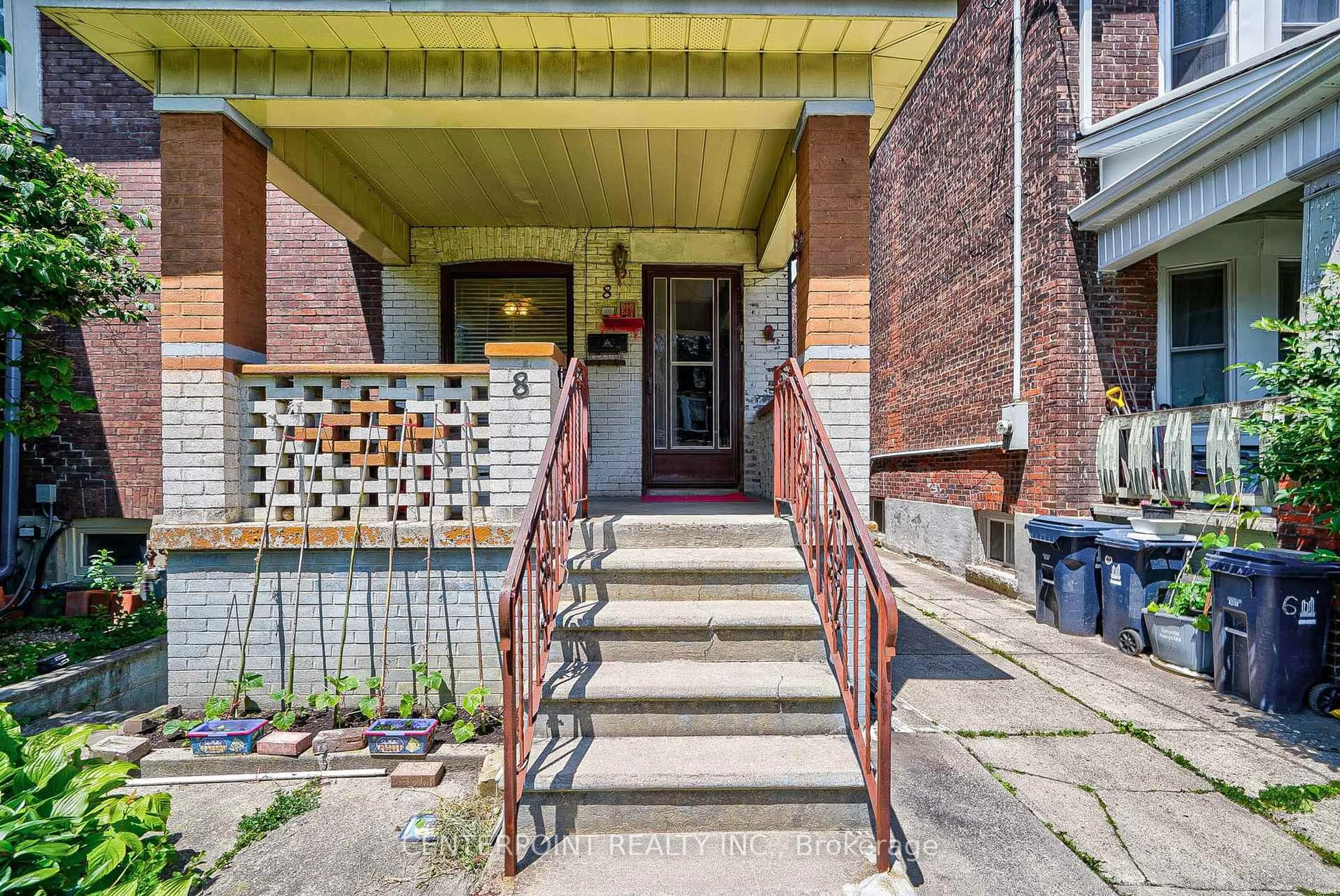 Unknown for 8 Hepbourne St, Toronto Ontario M6H 1J8