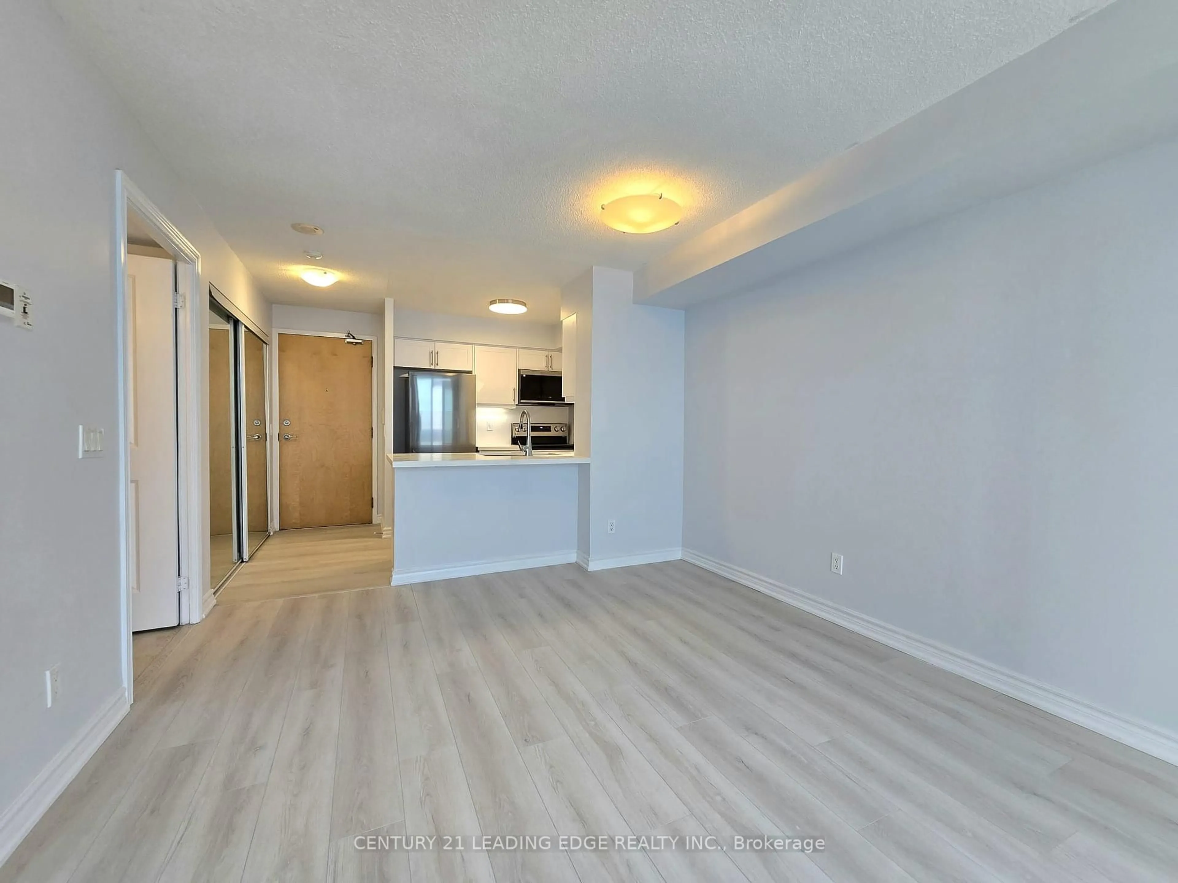 A pic of a room for 4968 Yonge St #3612, Toronto Ontario M2N 5N7